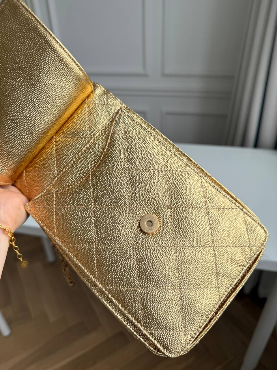 Chanel 25 Mini/Small Metallic Grained Calfskin Bucket Bag in Gold