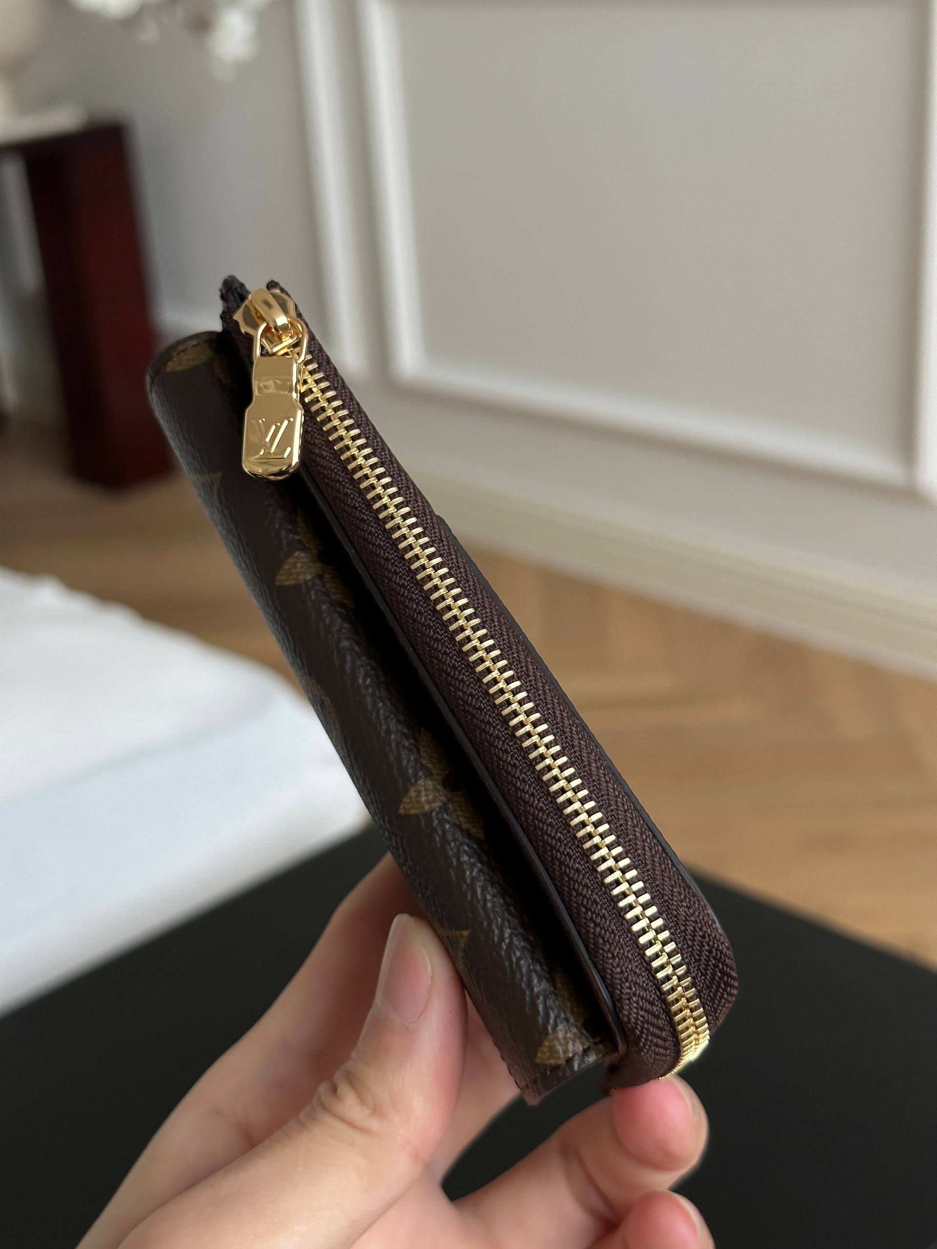 Louis Vuitton Monogram Envelope Zipped Card Coin Wallet