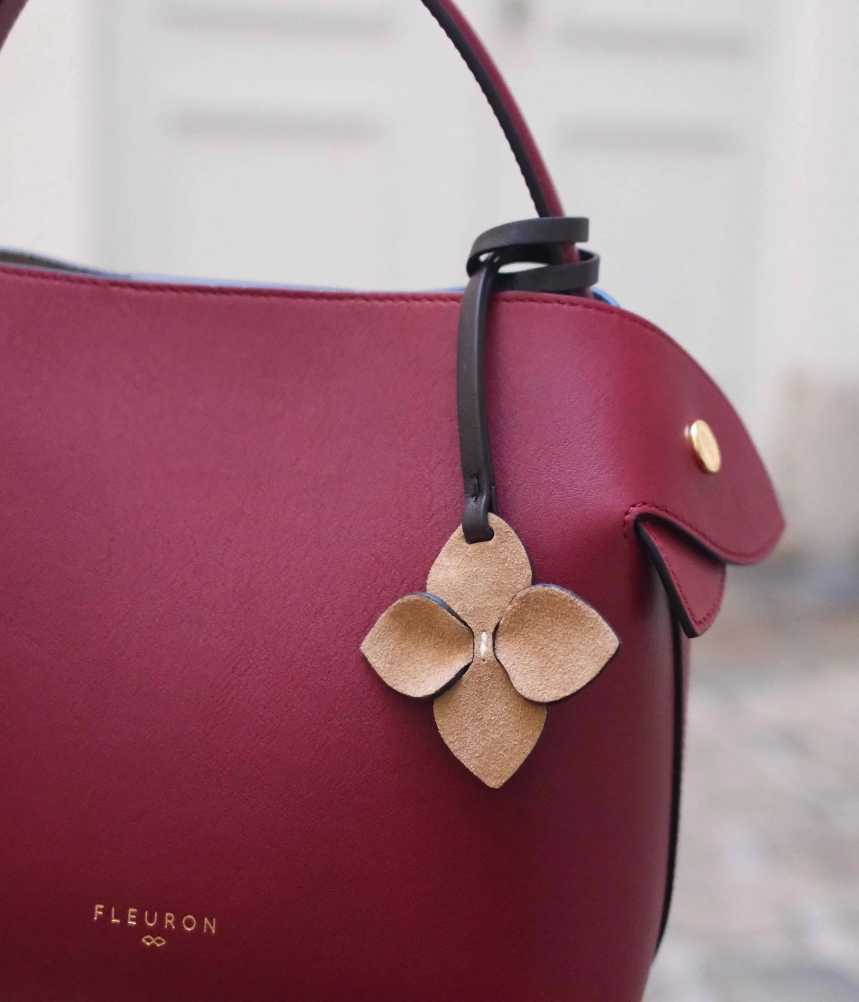 Mini Sia | Suede Biscuit