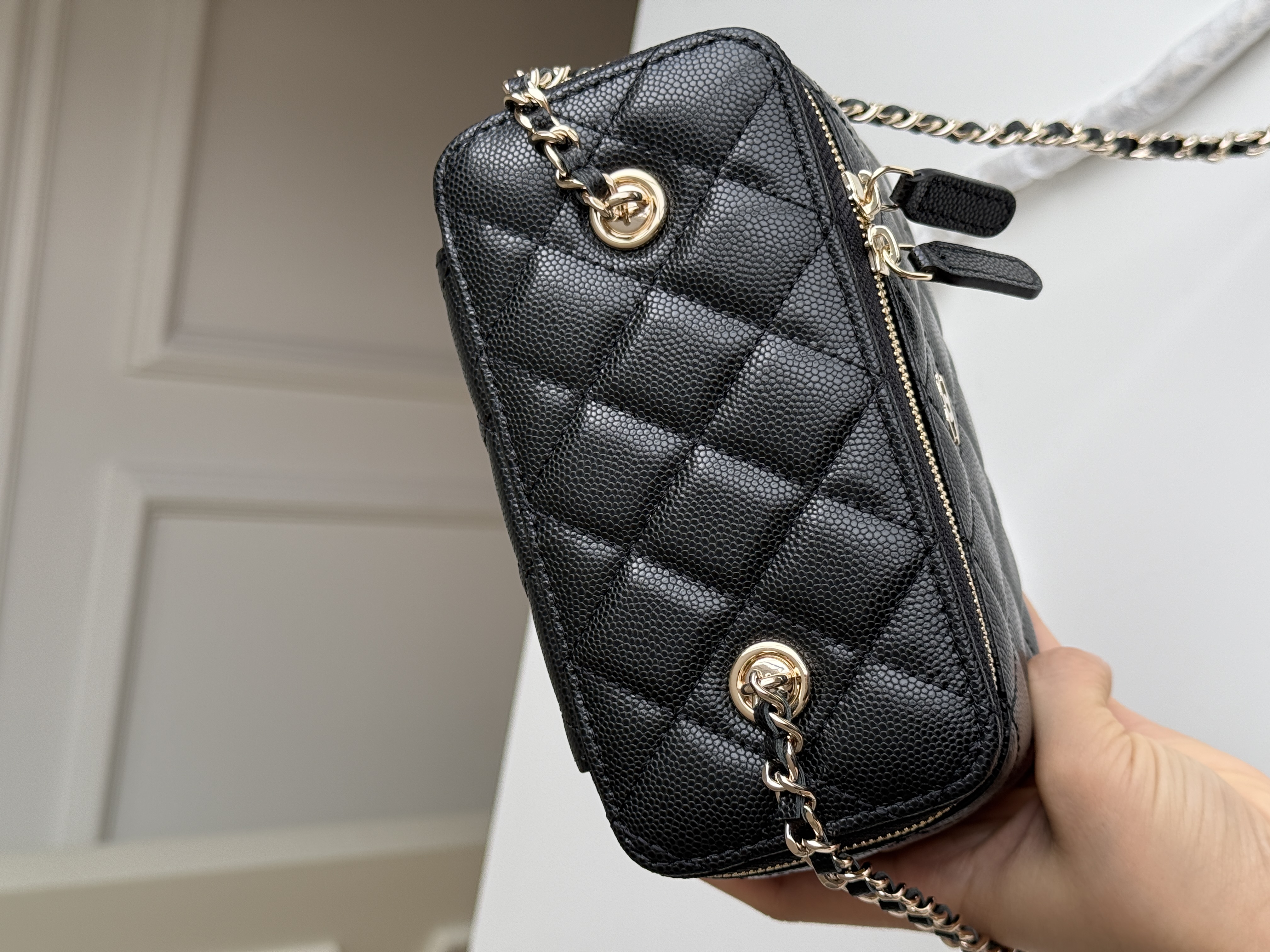Small Caviar Chanel Vanity Case
