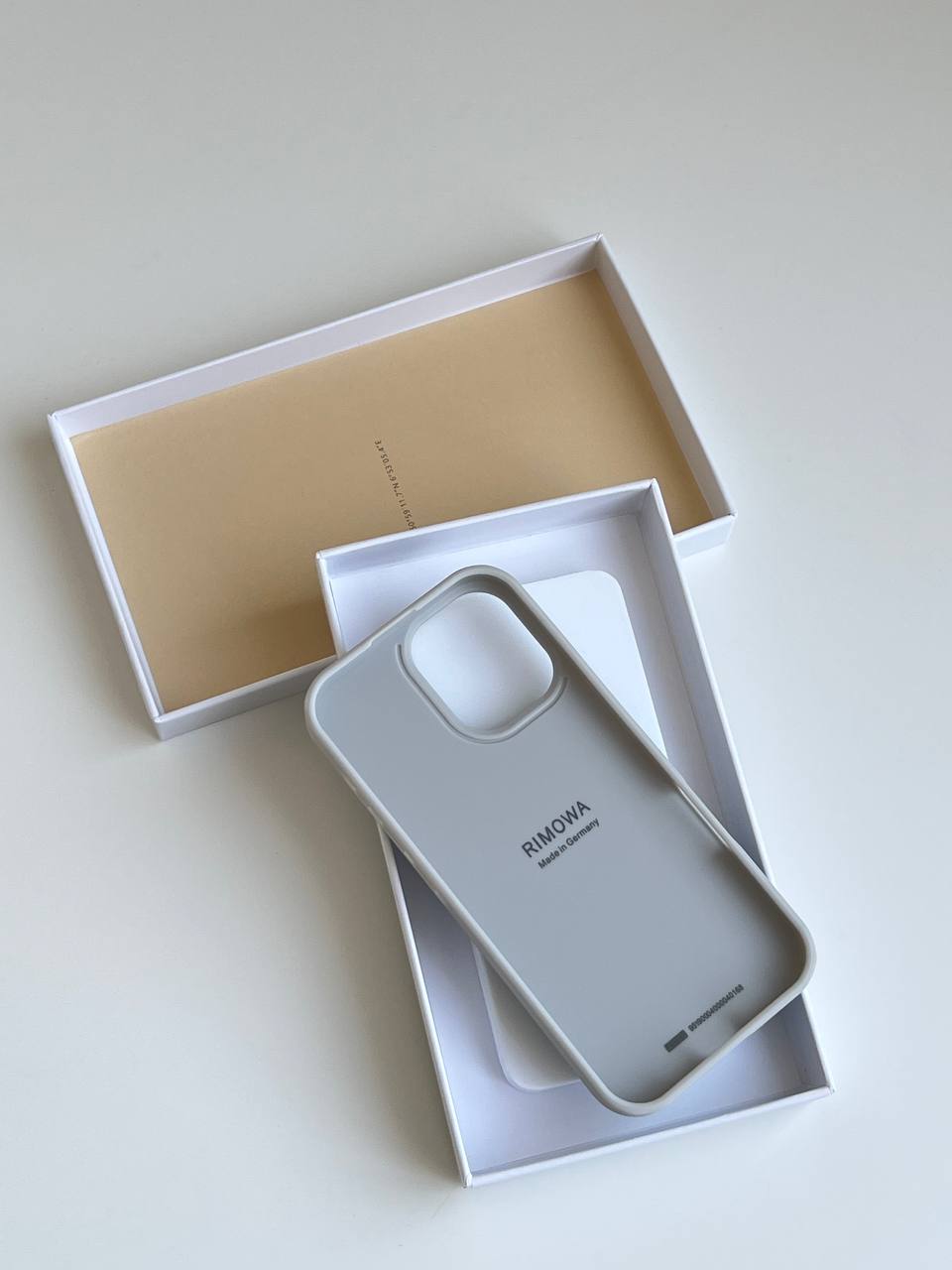 RIMOWA Style Light Grey Vertical Luggage Stripe Silicone Shockproof Phone Case