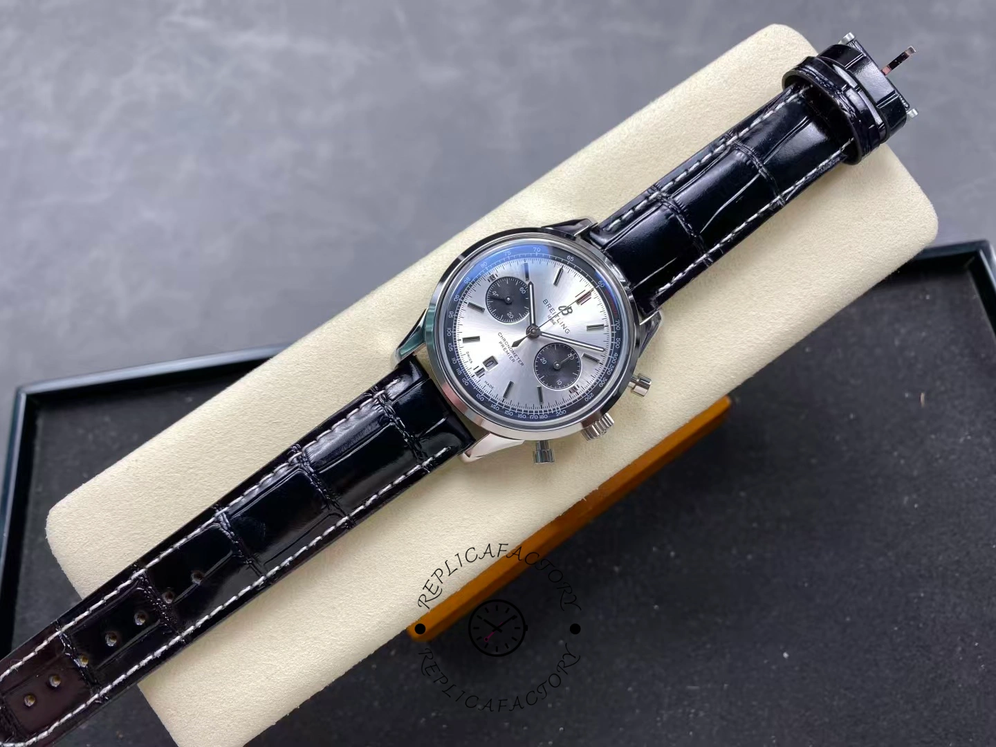 Breitling Premier B01 Chronograph AB0118371B1P2 42mm Replica