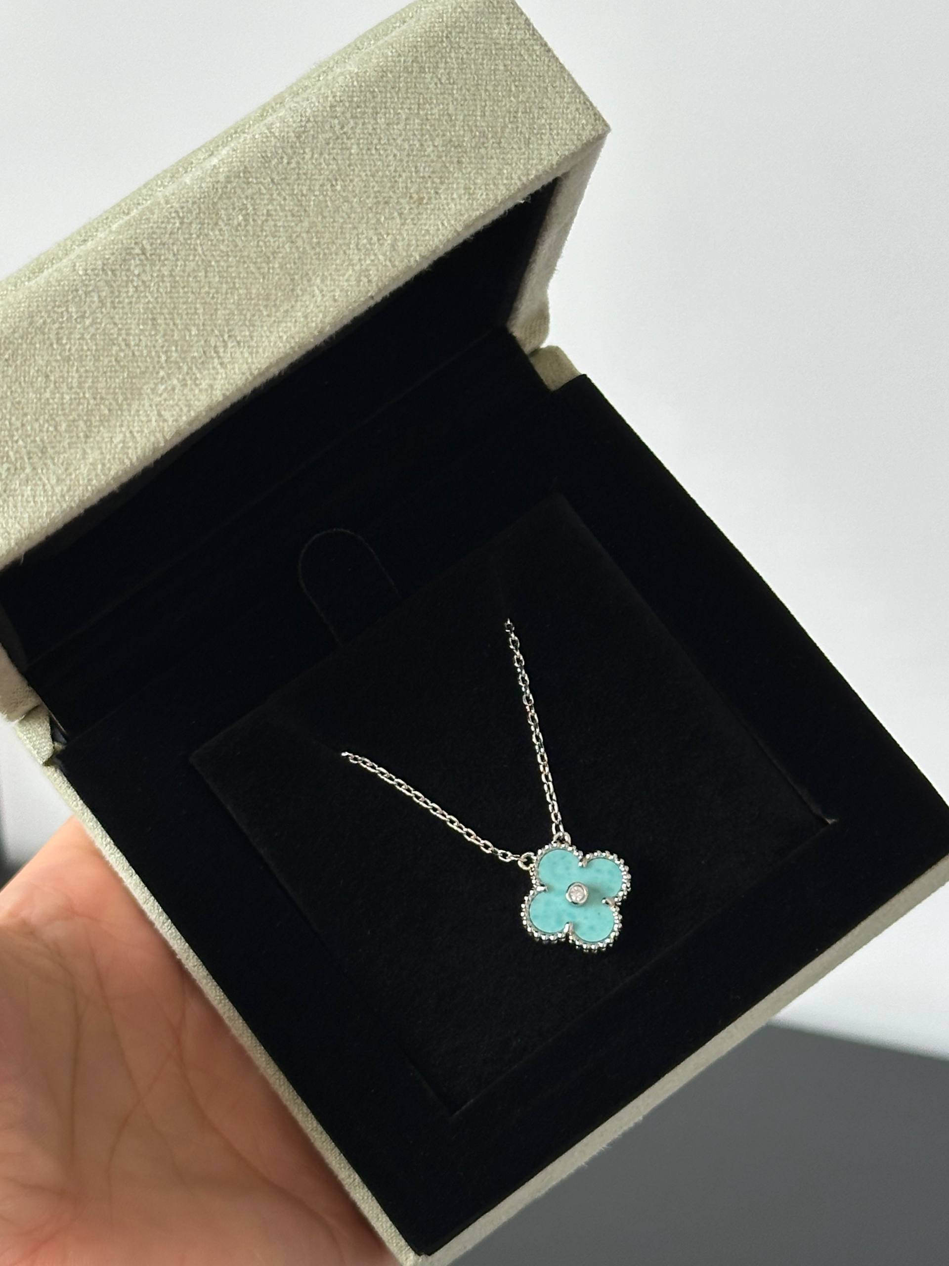 Van Cleef & Arpels Vintage Alhambra Turquoise Single Clover Pendant Necklace