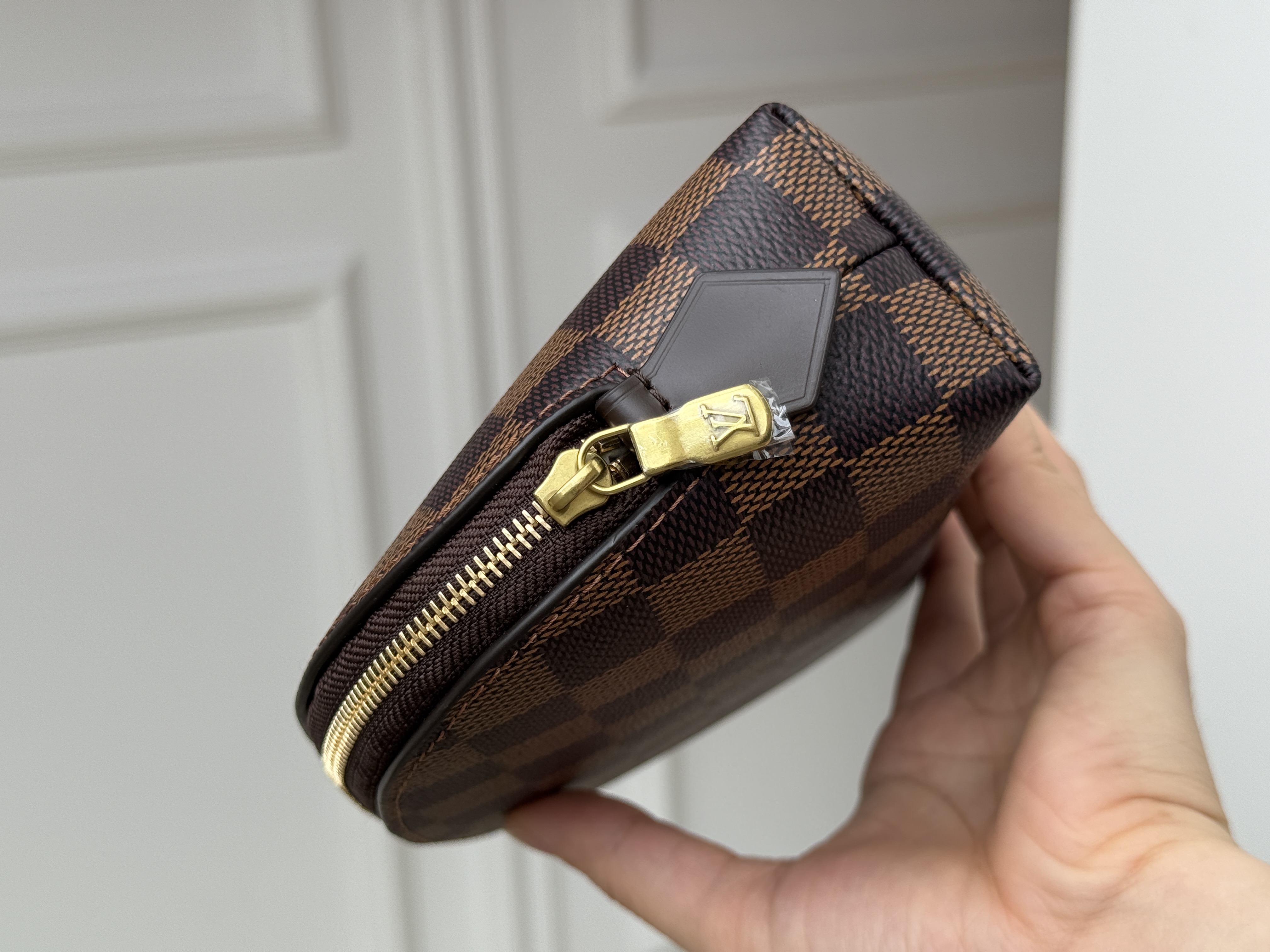 Louis Vuitton Pochette Cosmetique PM