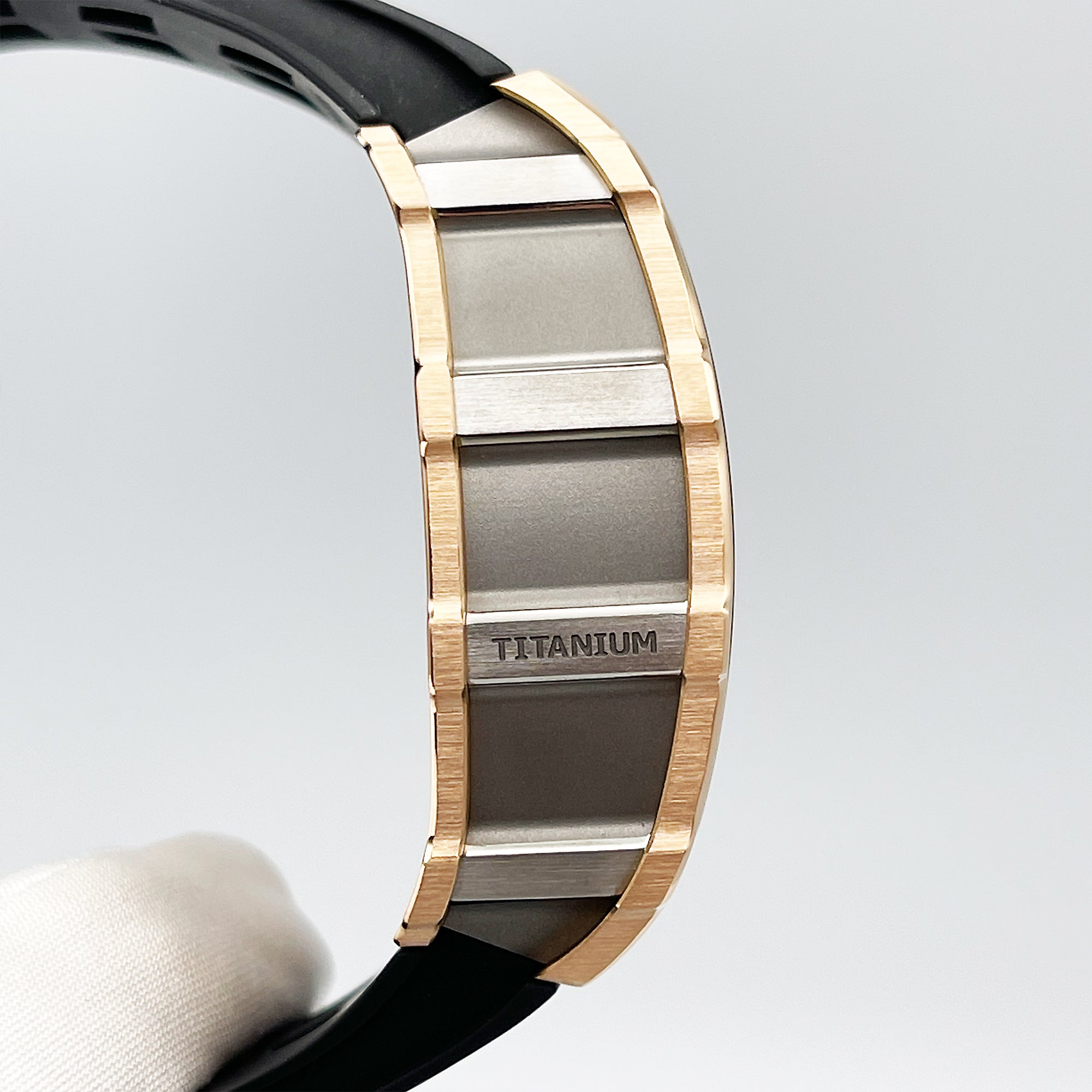 Richard Mille Automatic Flyback Chronograph Rose Gold & Titanium RM11-03【1:1 Replica】