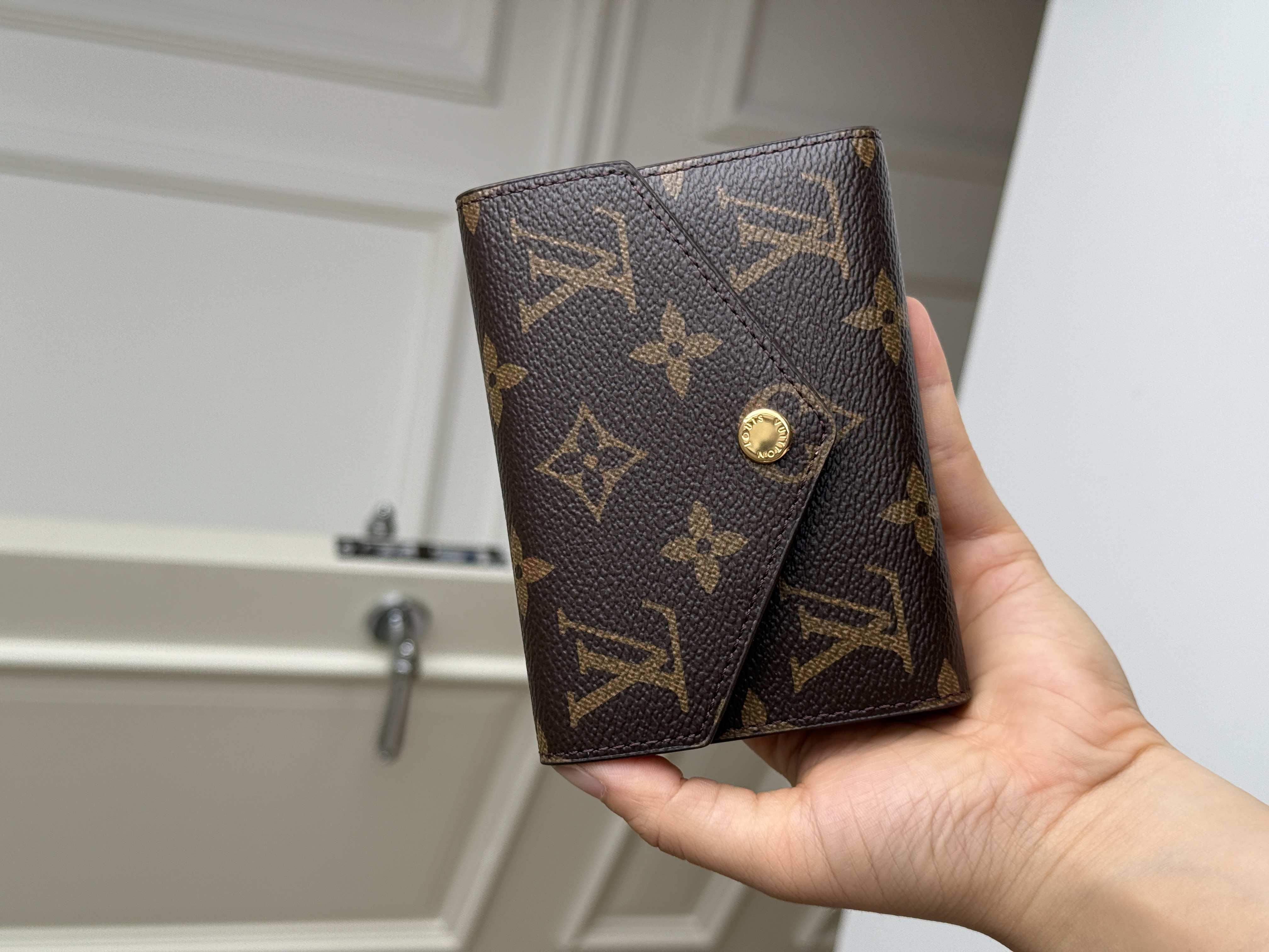 Louis Vuitton Monogram Canvas Envelope Short Wallet