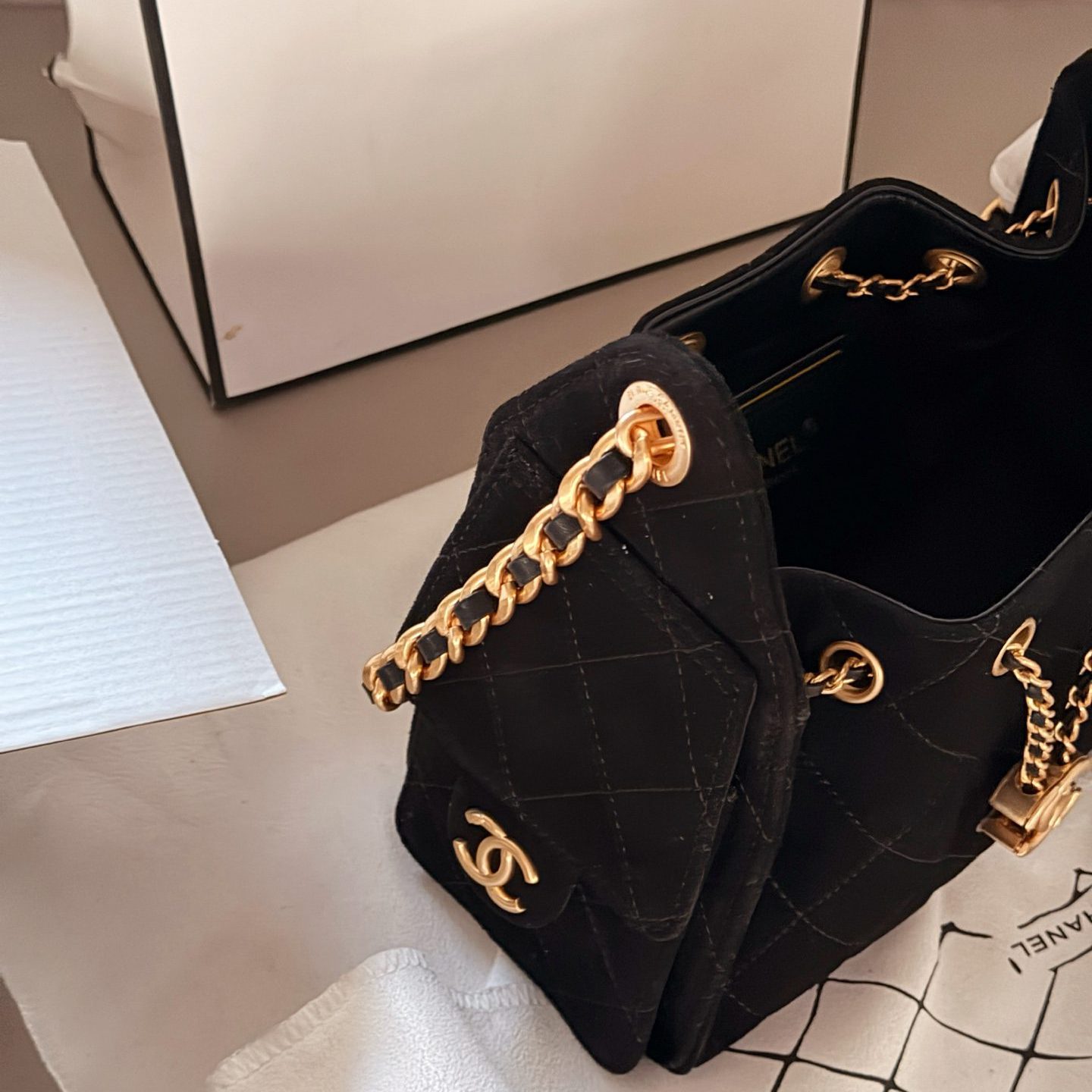 CHANEL 25 BLACK 22CM*15CM