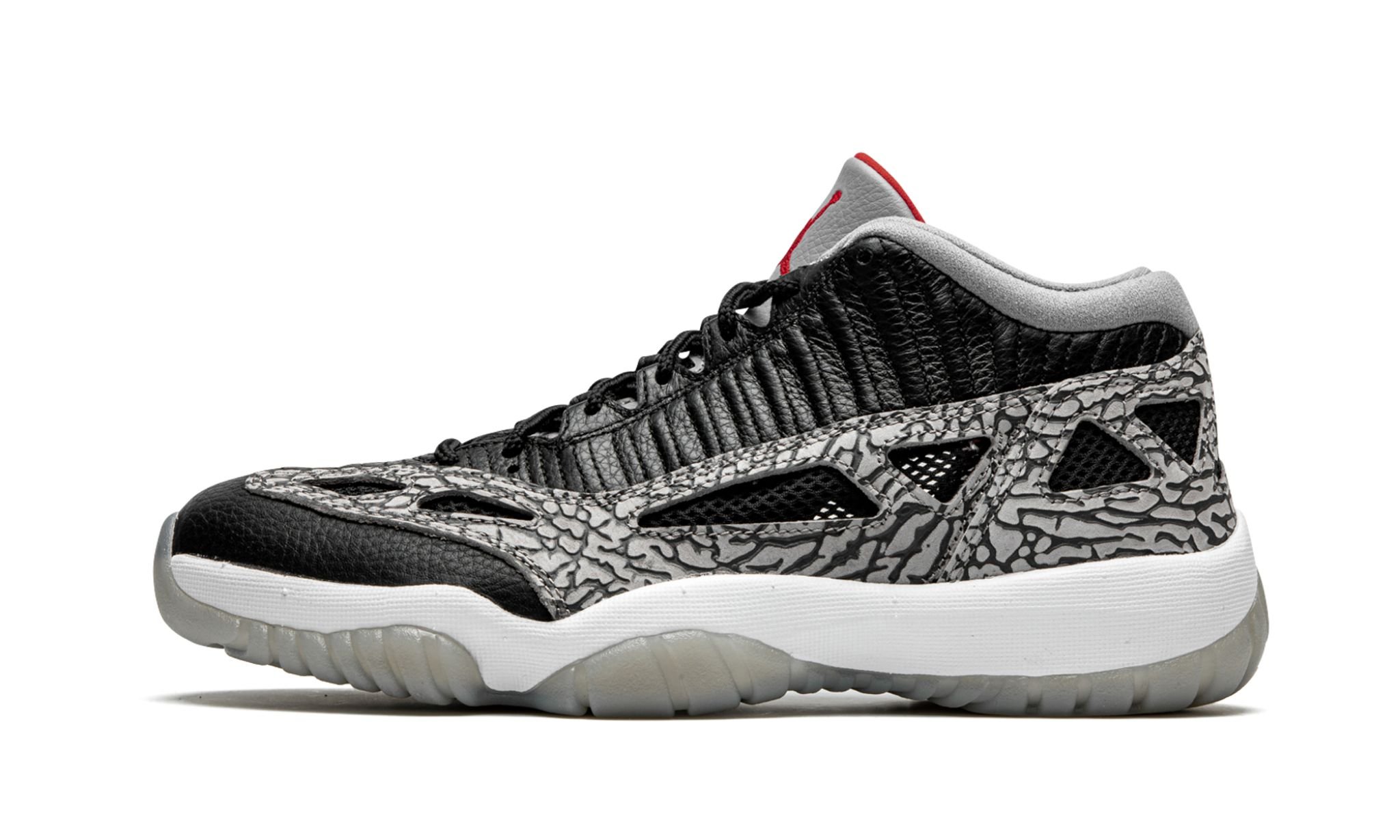 Air Jordan 11 Low IE 