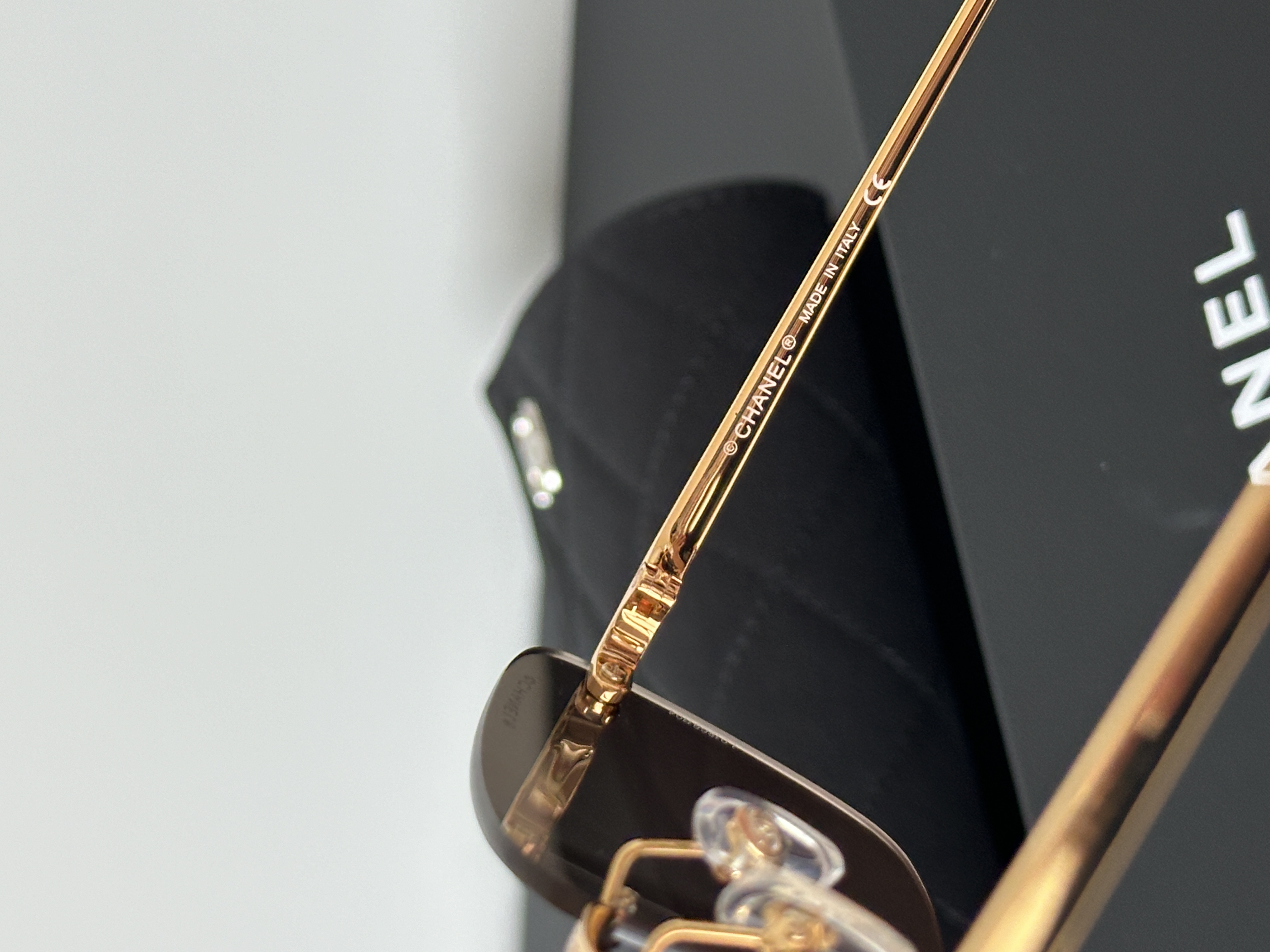 CHANEL Rimless Metal CC Cut Gradient Brown Sunglasses
