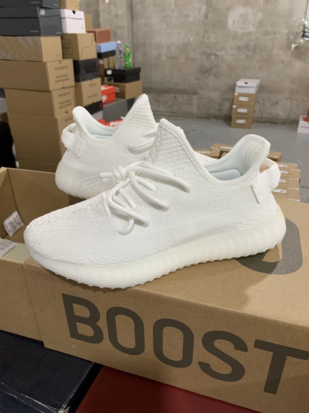 Yezzy all write men and women same style