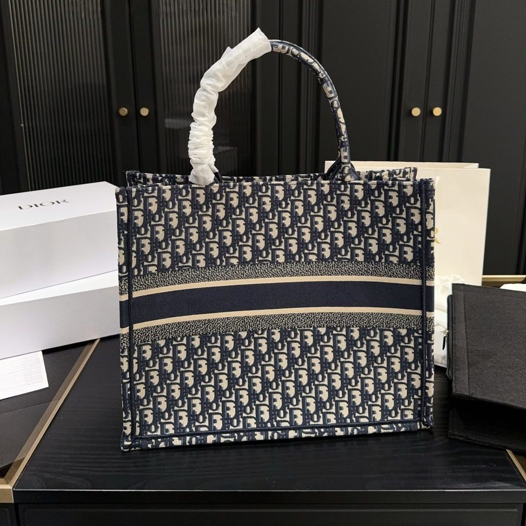 DIOR BOOK TOTE