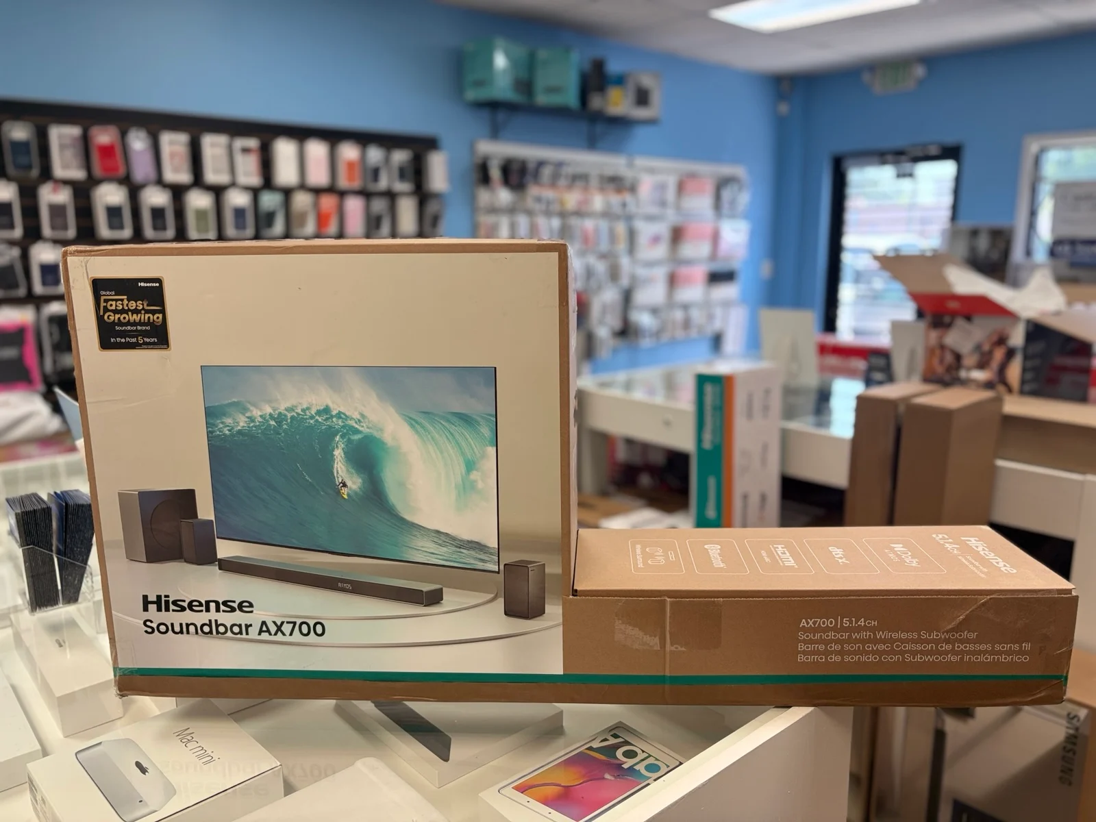 Hisense AX700 5.1.4 CH Dolby Atmos Soundbar 54FEG