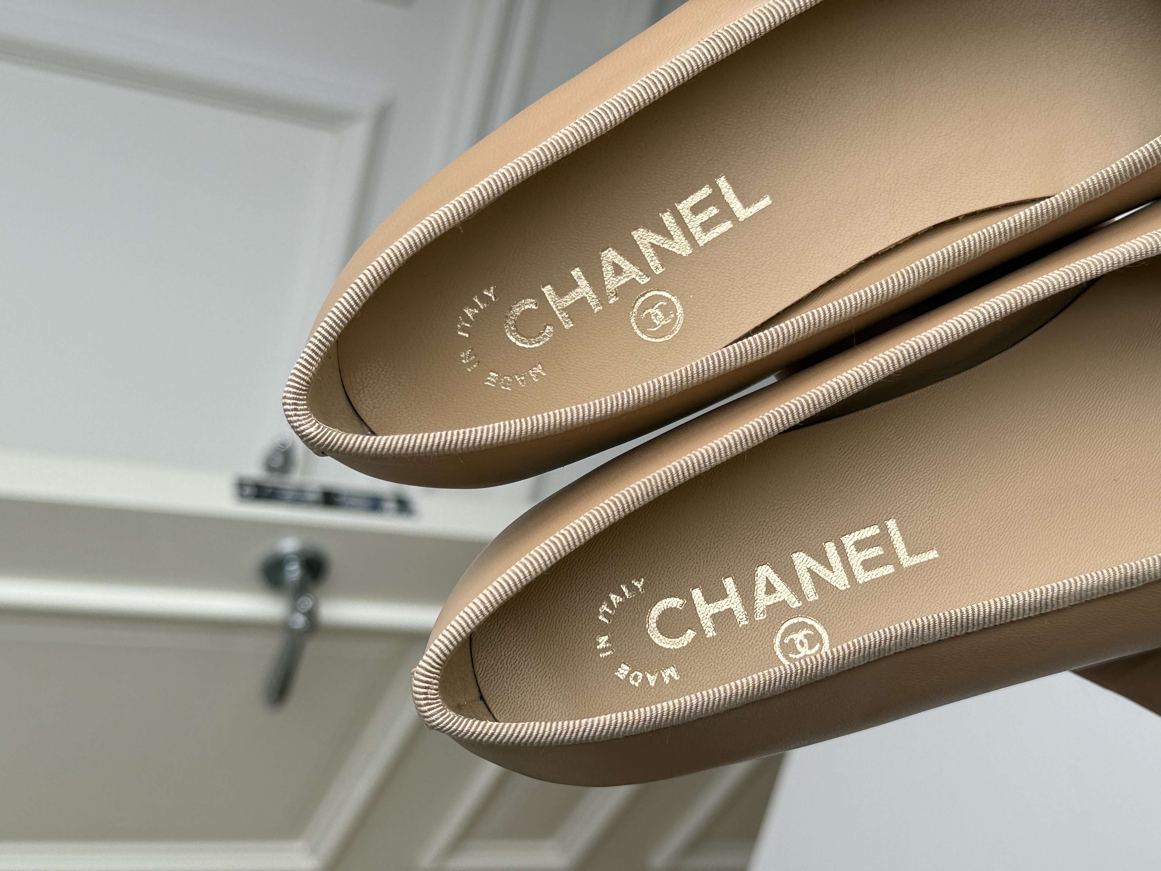 Chanel Two-Tone Bow CC Logo Ballet Flat Shoes