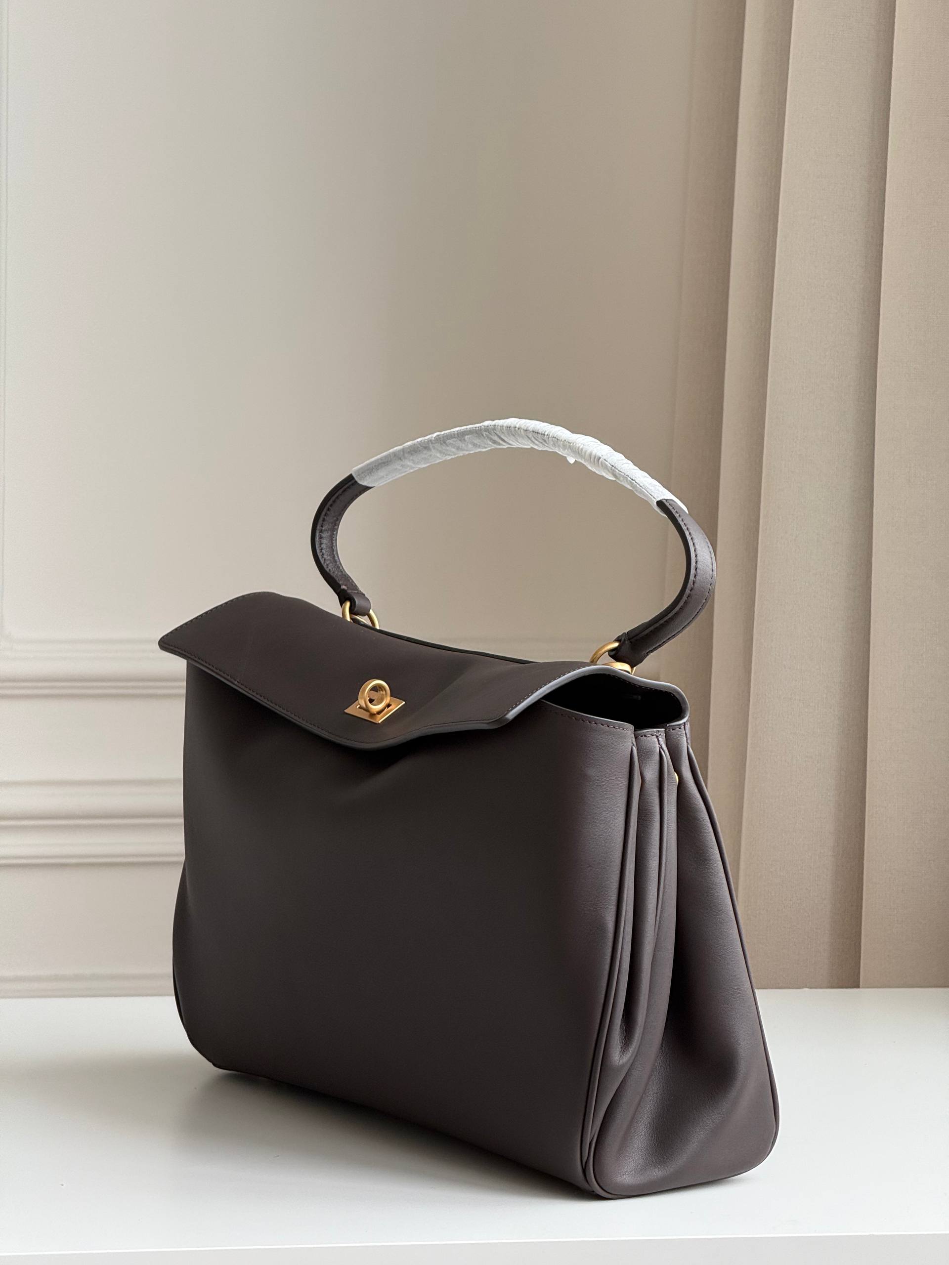 Balenciaga Rodeo Medium Handbag