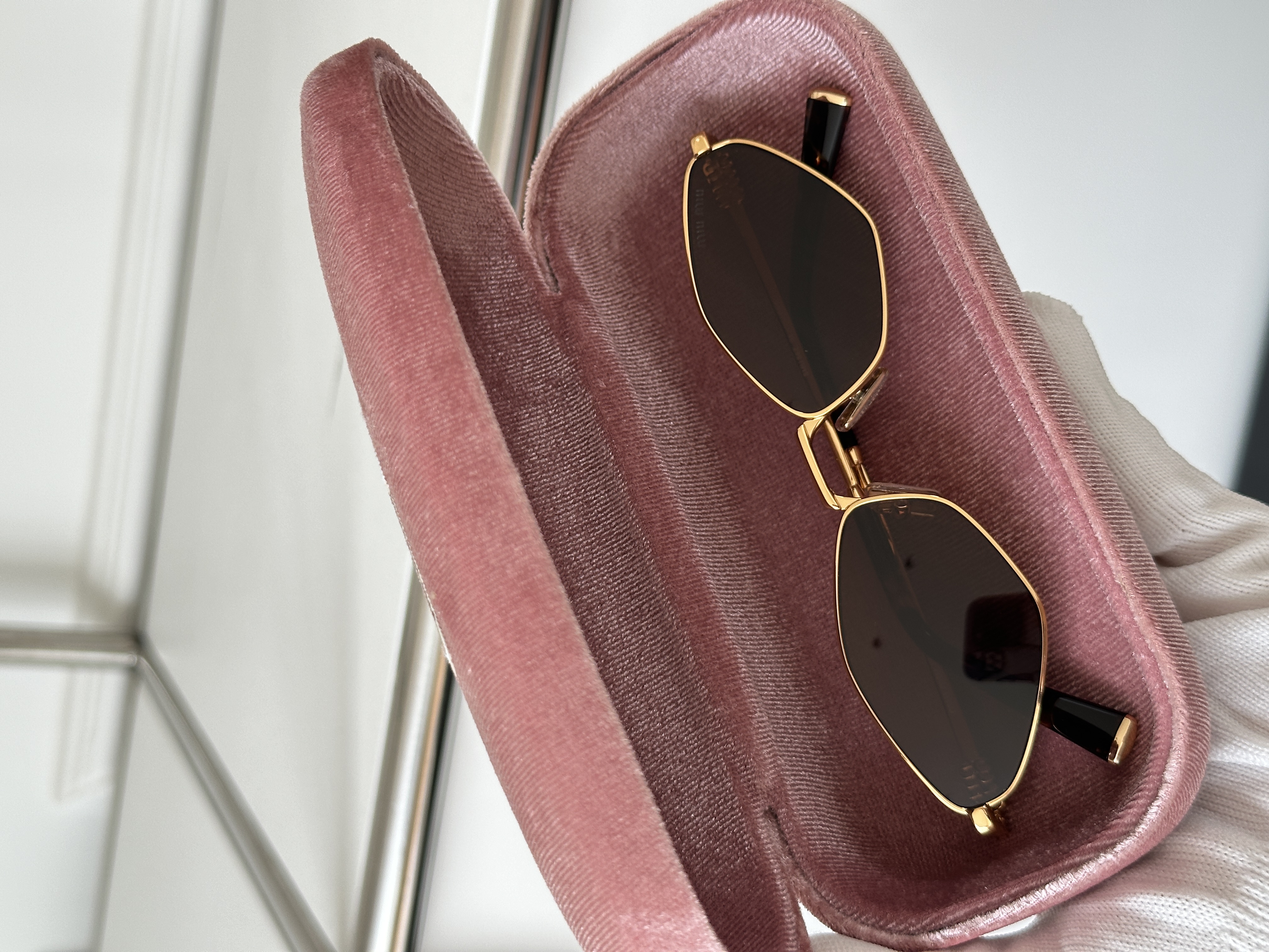 Miu Miu MU 60VS Cat-Eye