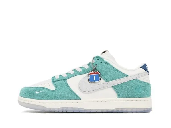 Kasina x Dunk Low “Road Sign”