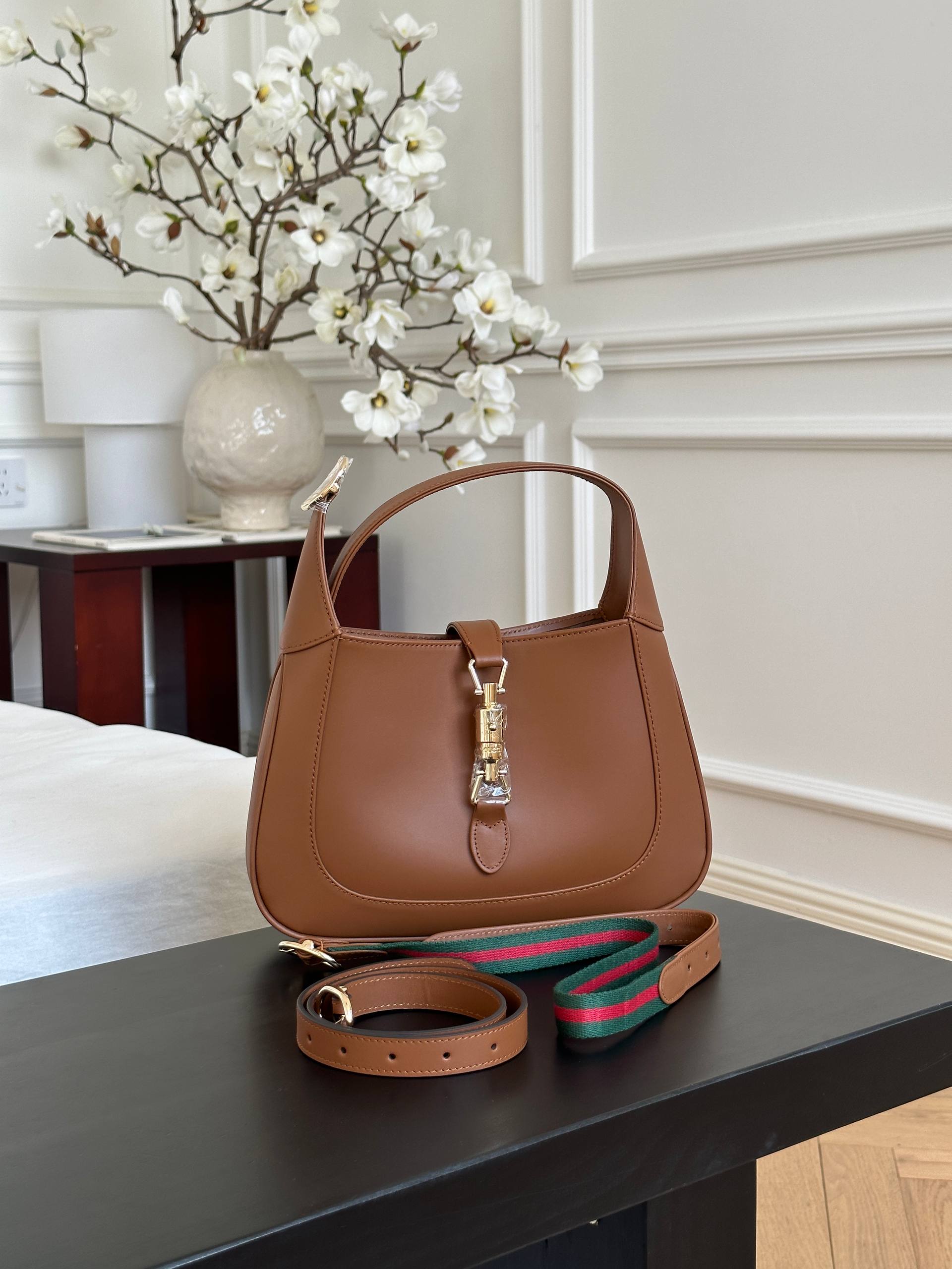 Gucci Jackie 1961 Small Caramel Smooth Leather Hobo Bag with Web Strap