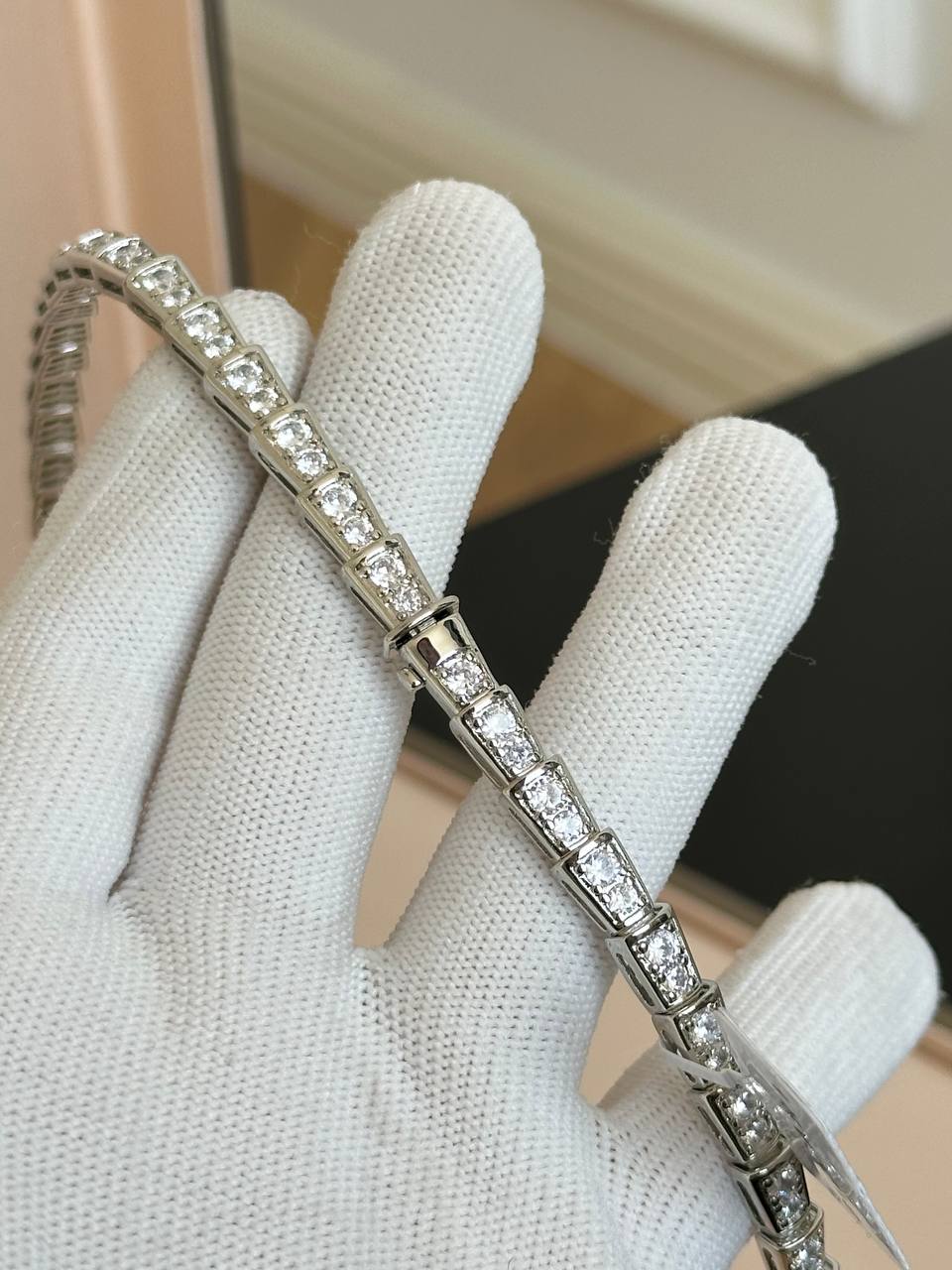 BVLGARI Serpenti Viper Full Pave Diamond Necklace