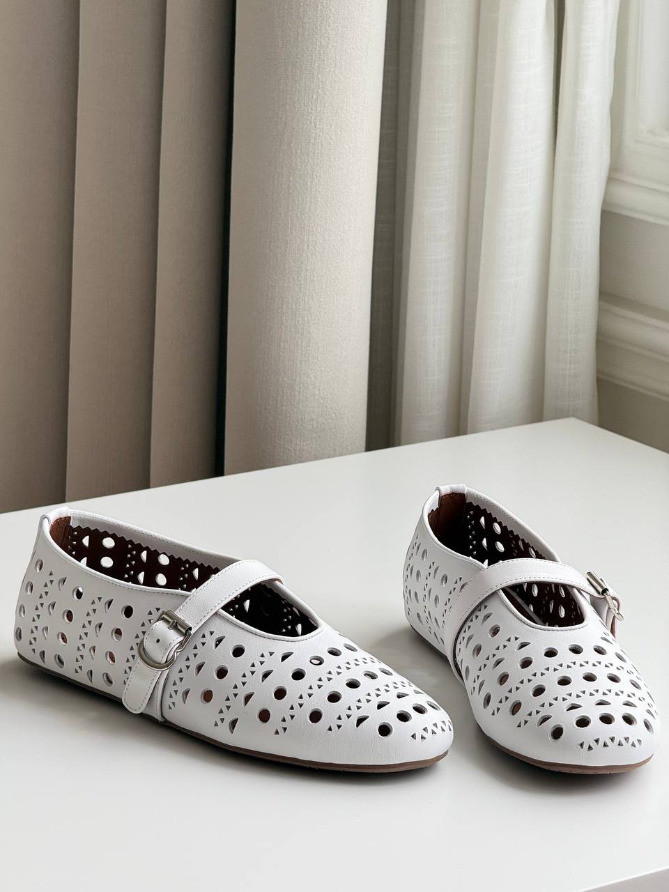 ALAÏA Vienne Laser-Cut Leather Mary Jane Ballerina Flats