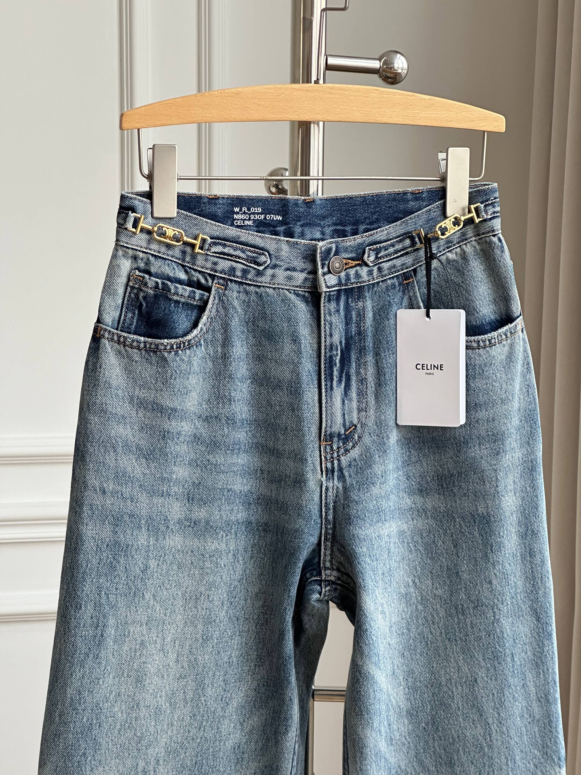 High-Waisted Washed Wide-Leg Straight Jeans