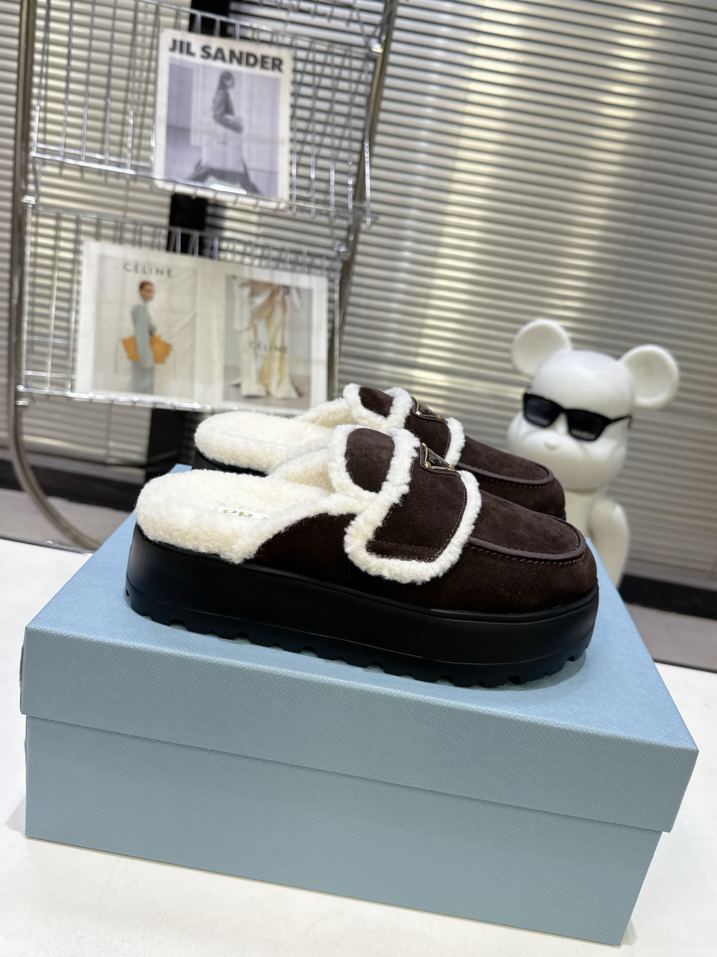 Prada shearlina-lined Suede Mules