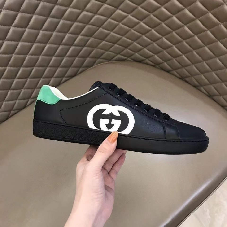 Gucci Ace luxury business slip on shoe