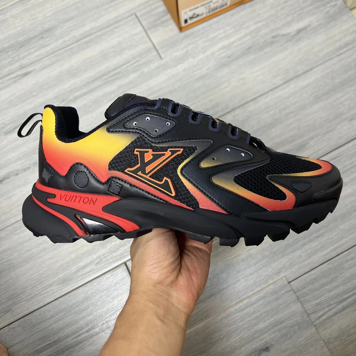 LV Runner Tatic Flame Black Color