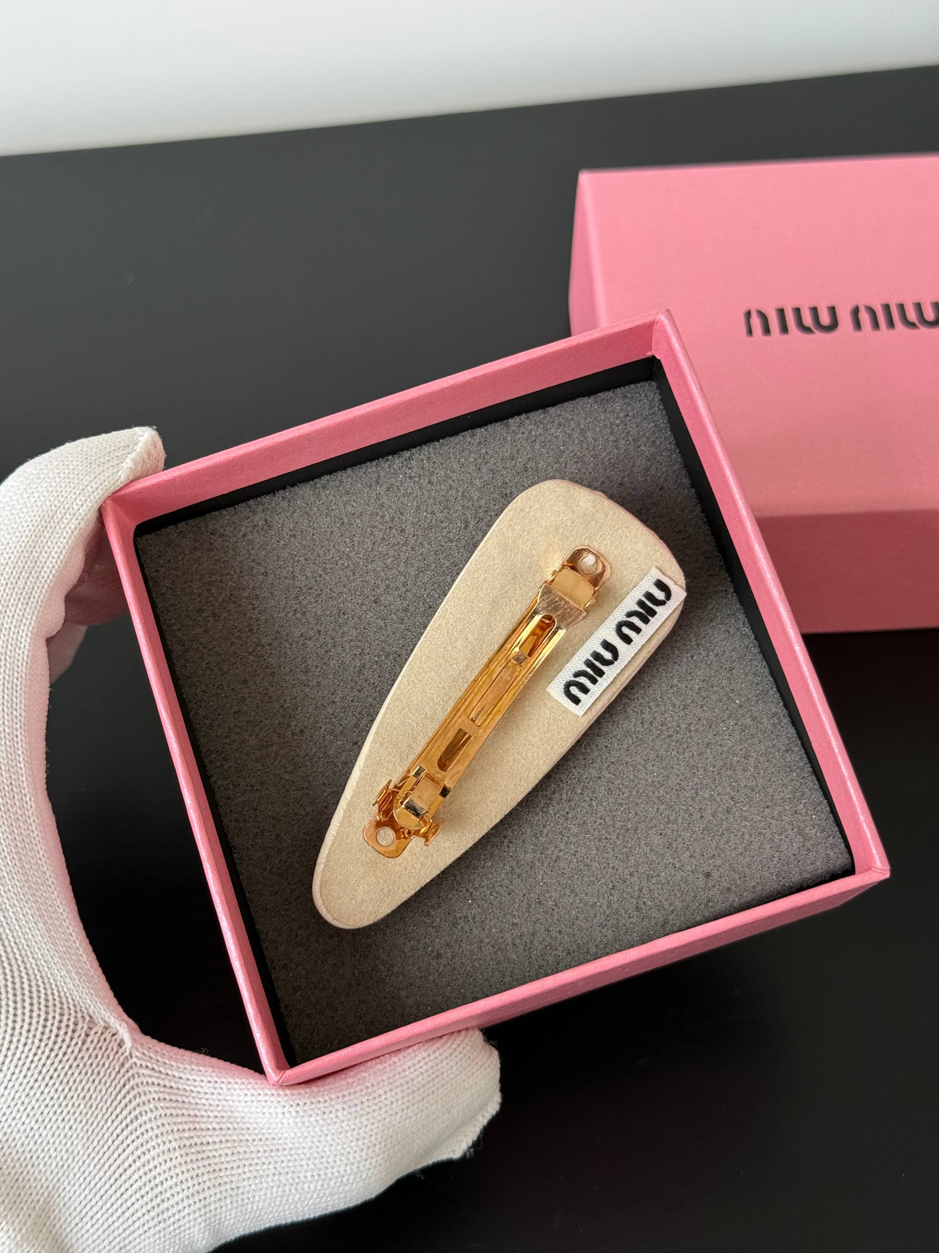 Miu Miu Enamel Logo Hair Clip