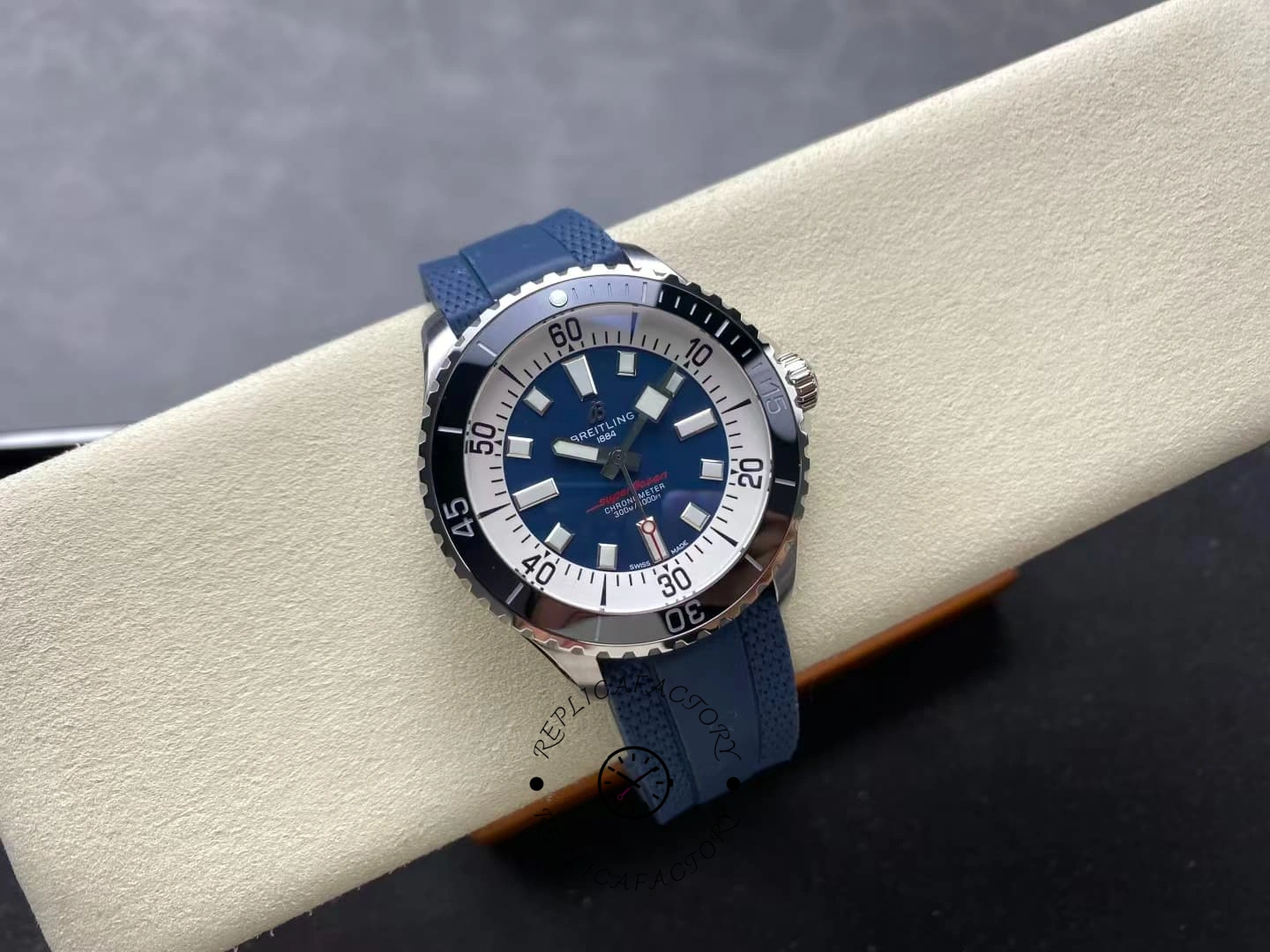Breitling Superocean Automatic 44mm A17376211C1S1 Replica Blue Dial Diving Watch