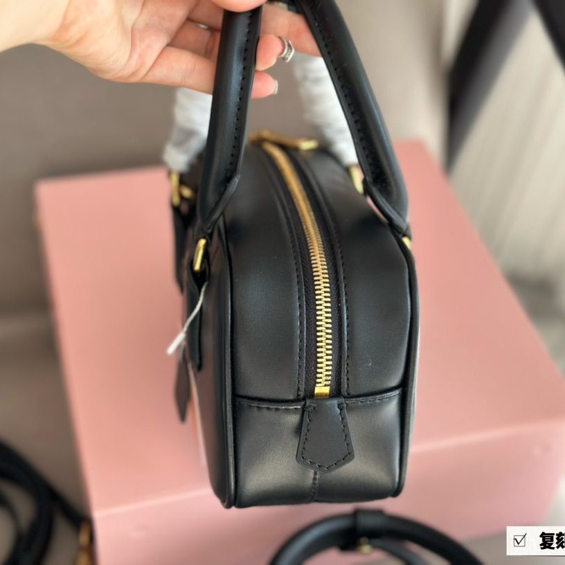 BEAU LEATHER BAG