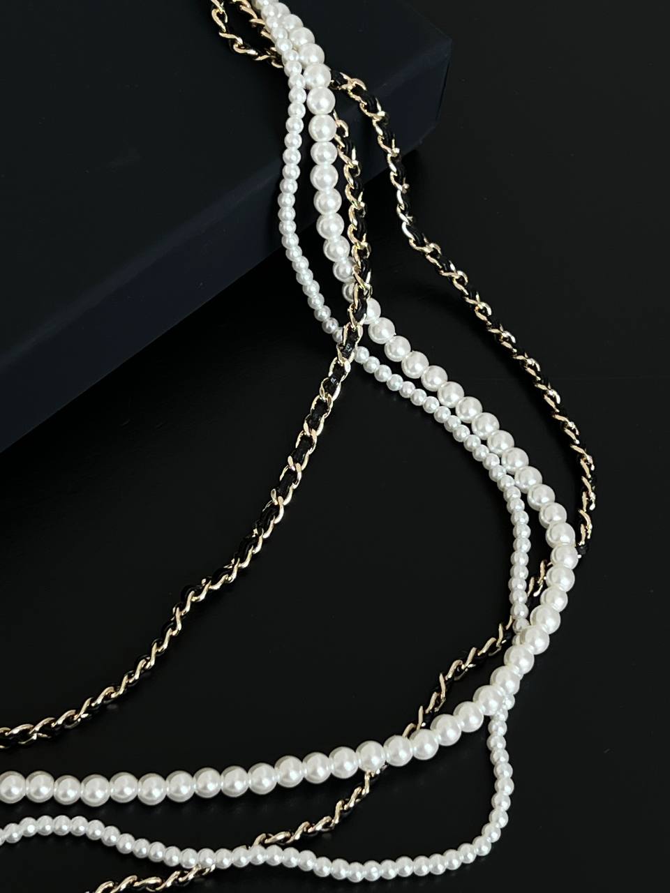 Chanel Light Gold Multi-Layer Gradient Pearl Chain Belt With Interlocking CC Charm (Dual-purpose Necklace)