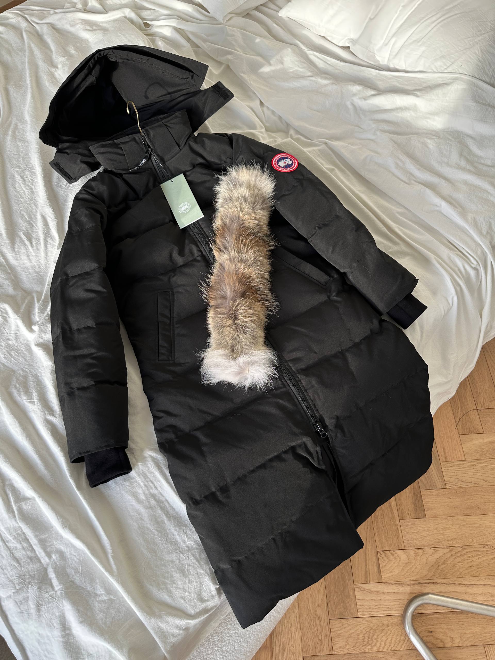 Canada Goose Long Coyote Fur Trim Hood Parka Down Coat