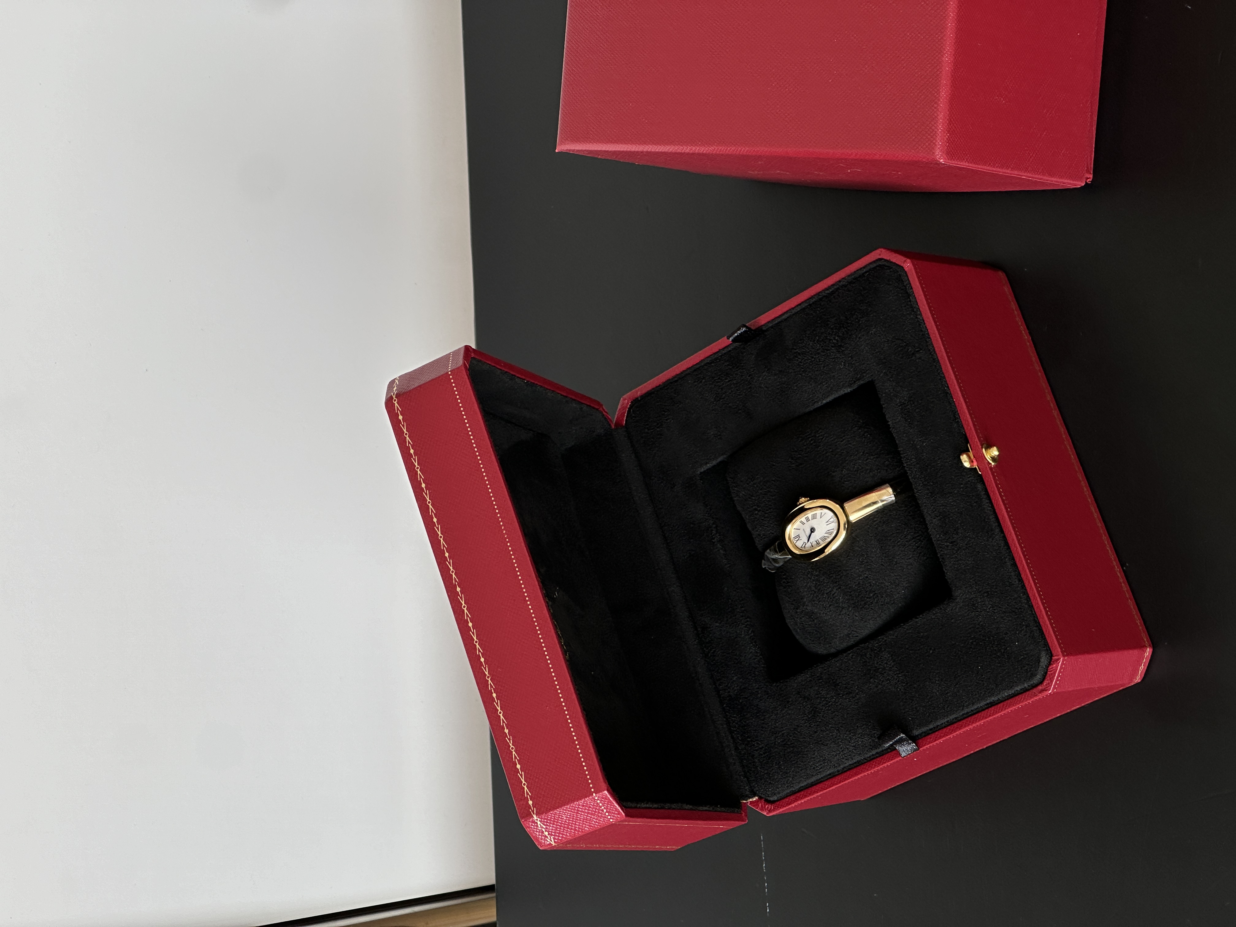 Cartier Baignoire Series Watch