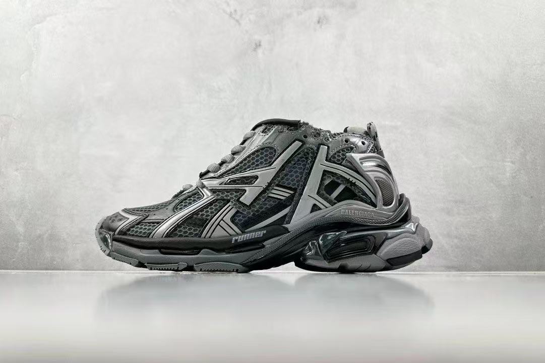 balenciaga runner black and silver shoes