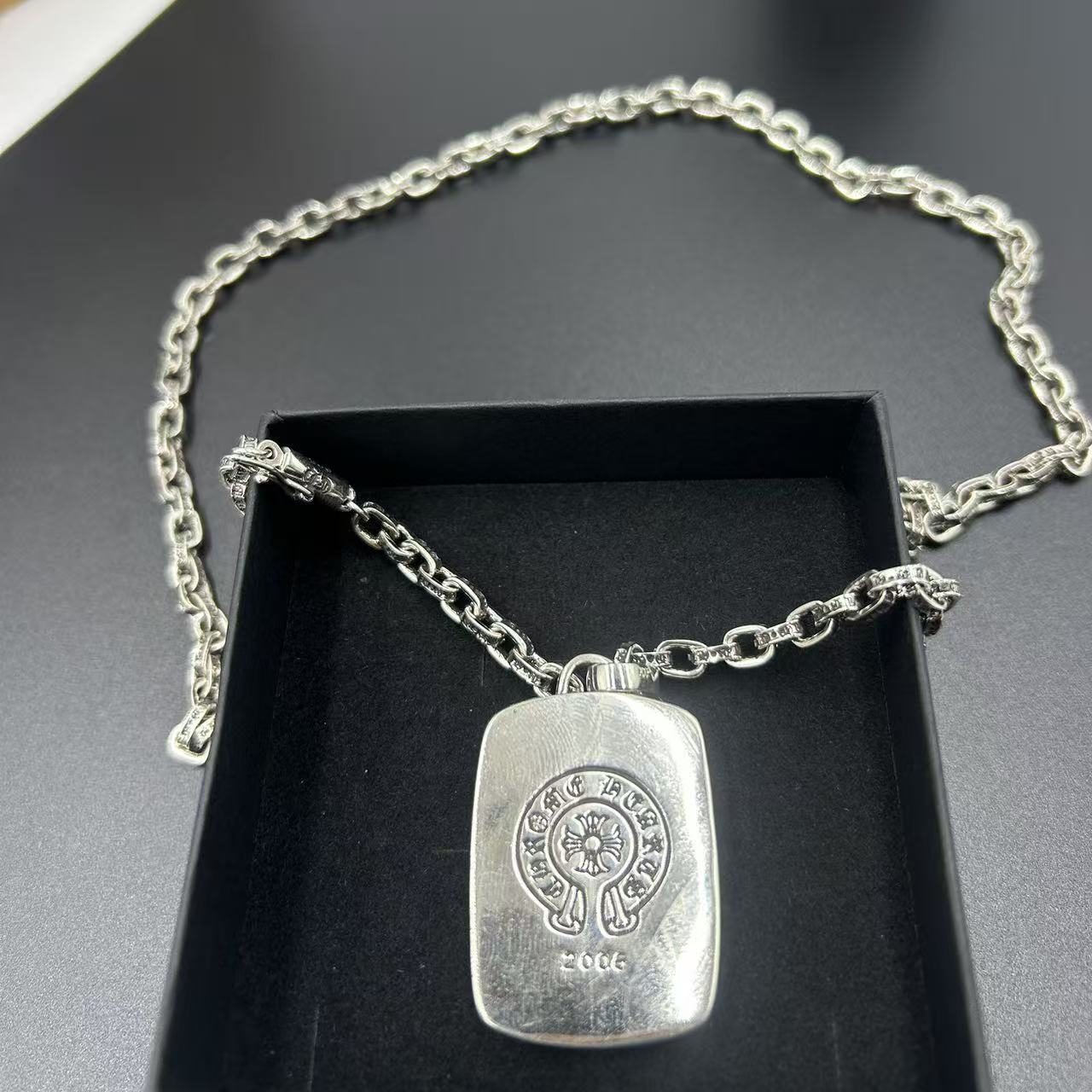 CHROME HEARTS CROSS-PATTERNED MILITARY DOG ​​TAG NECKLACE