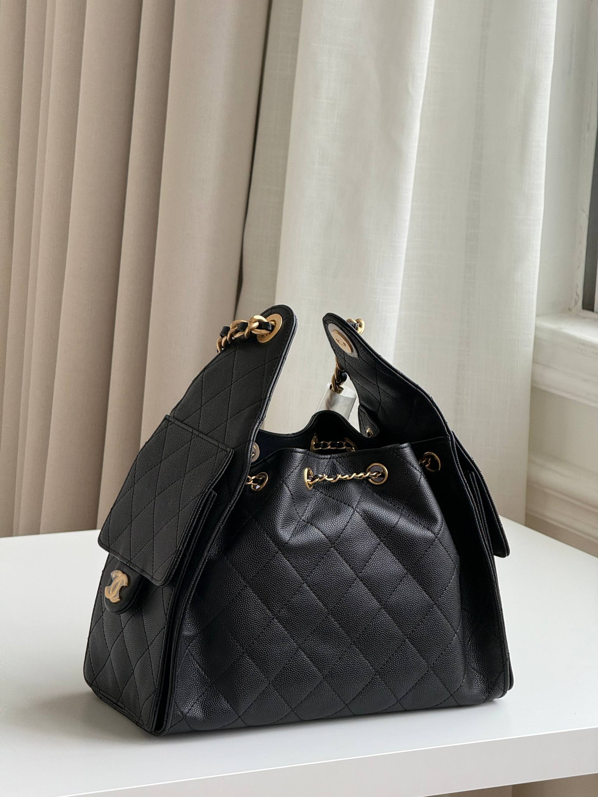 Chanel hobo Vintage Bucket Bag