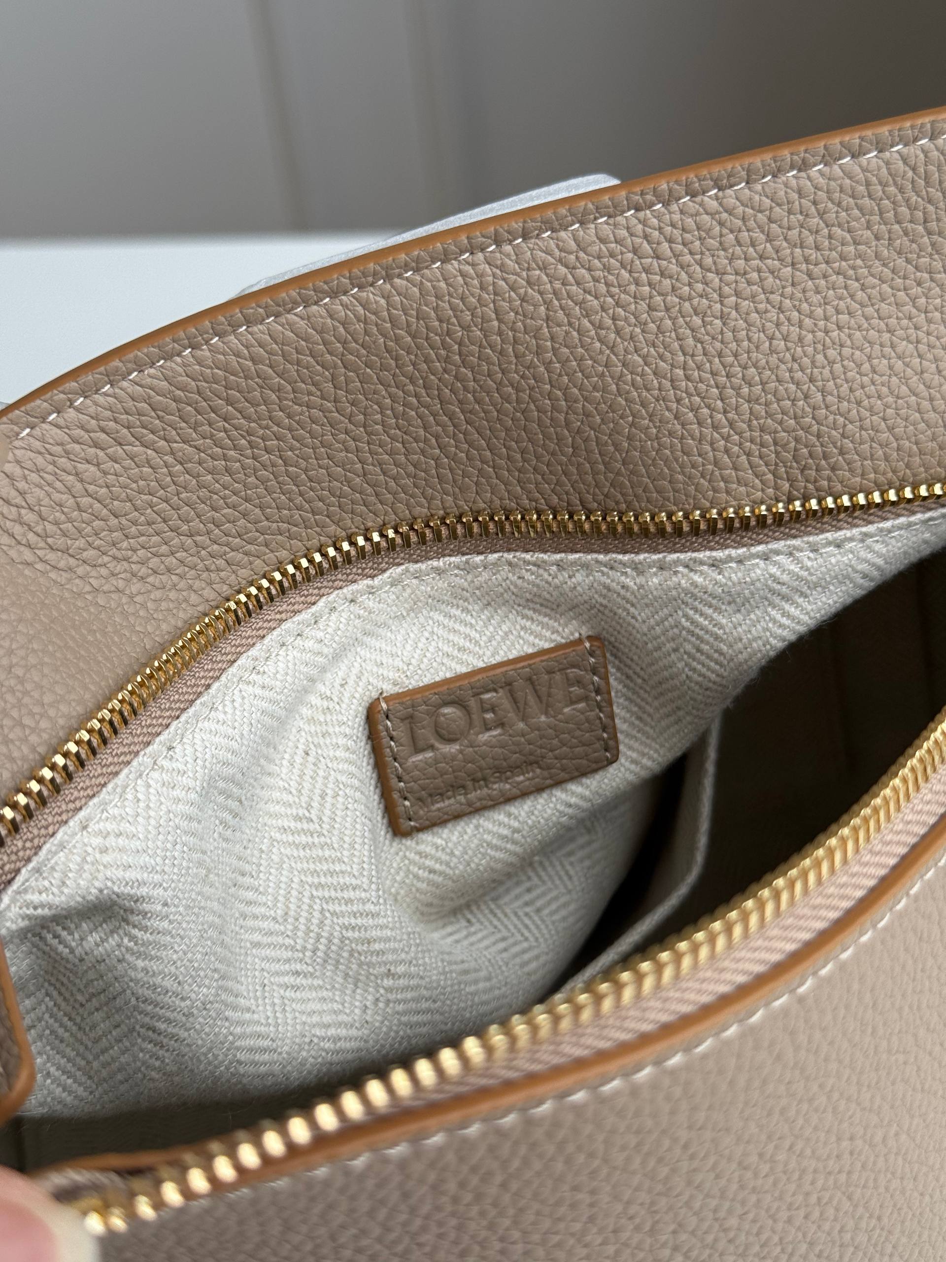 LOEWE Puzzle Geometric Splicing Bag