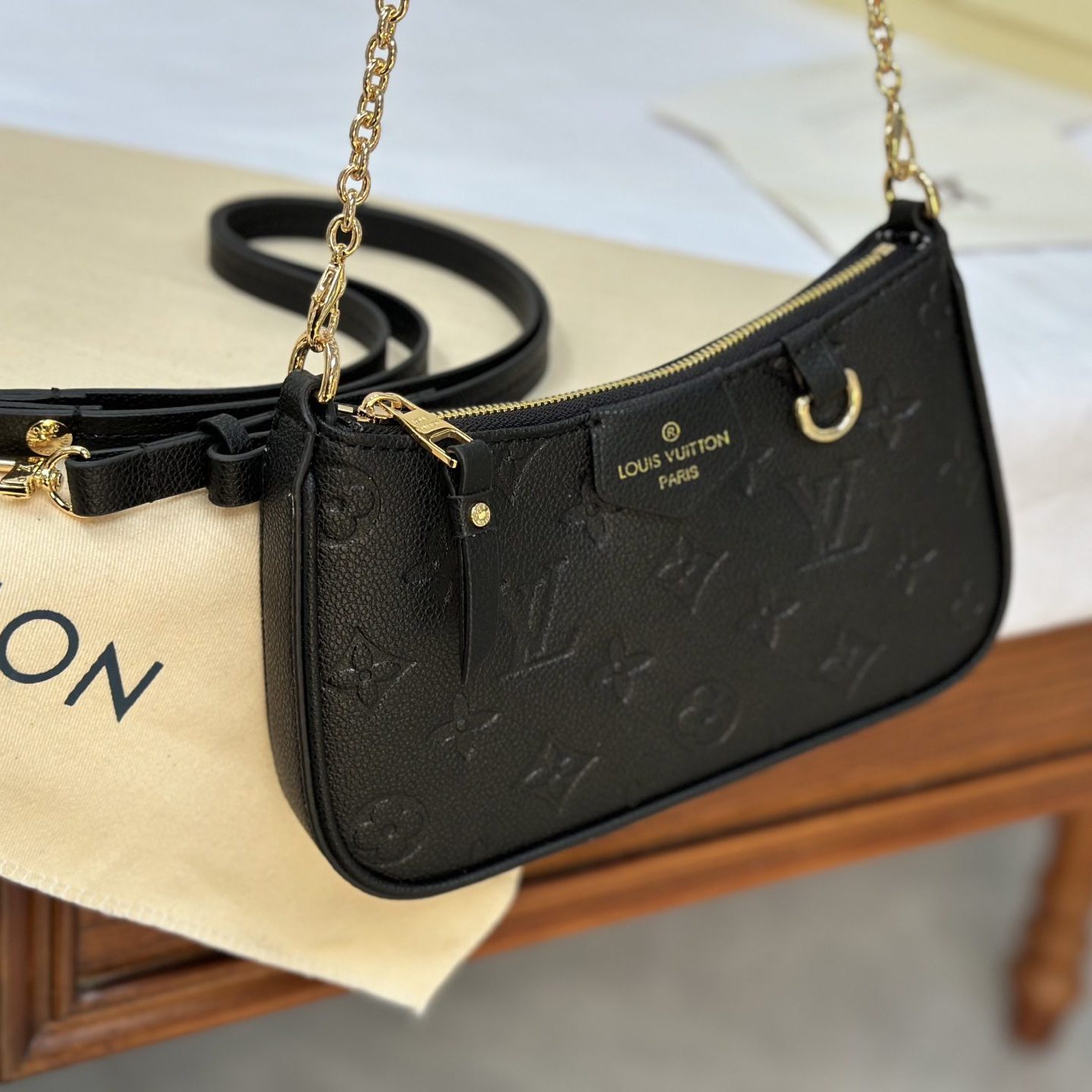 LIV POCHETTE LIV