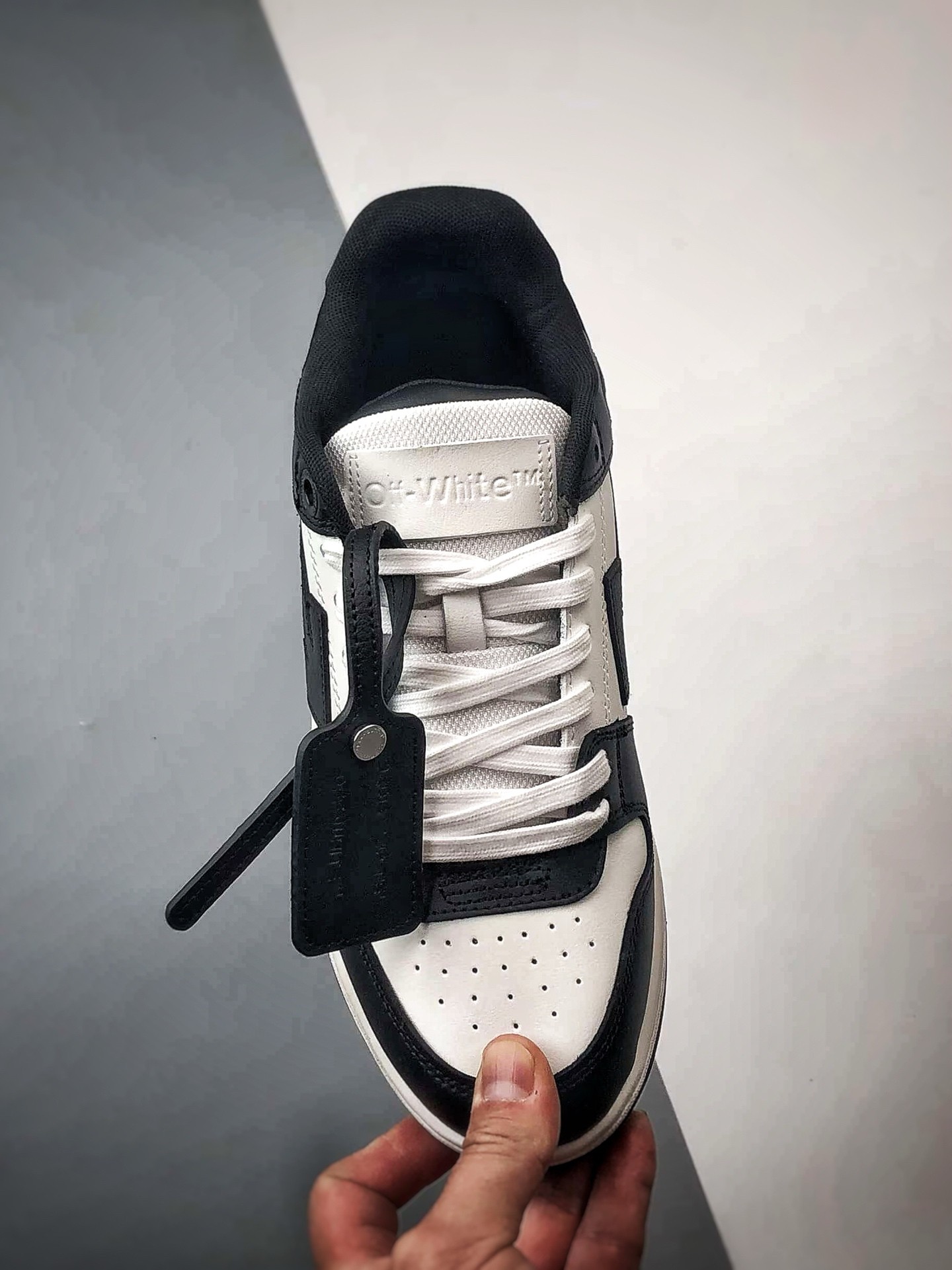 Off-White Out Of Office Sneaker