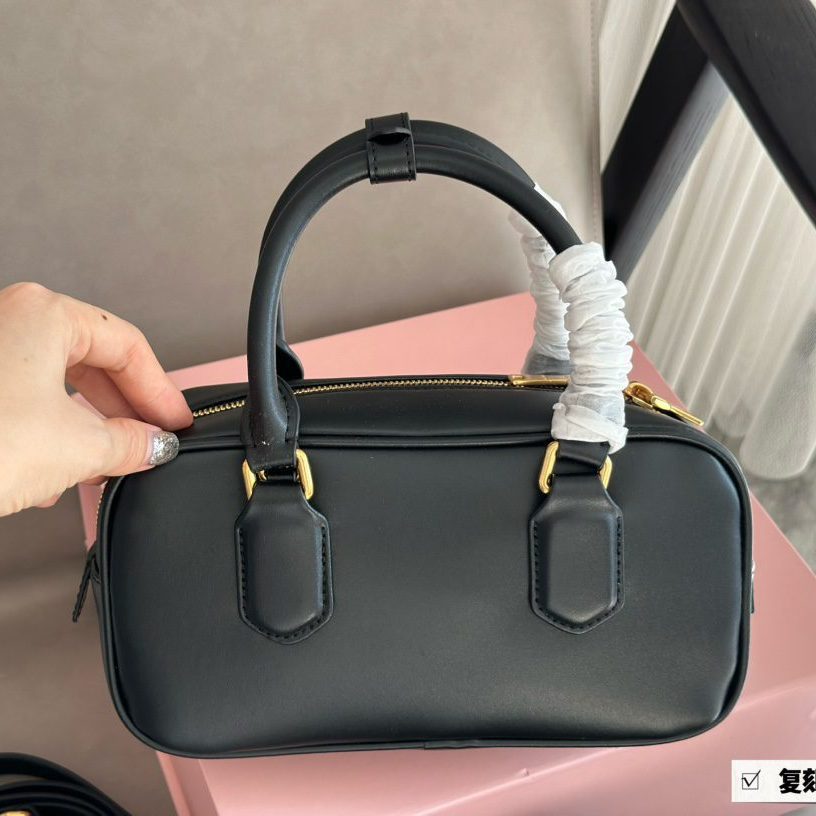 BEAU LEATHER BAG