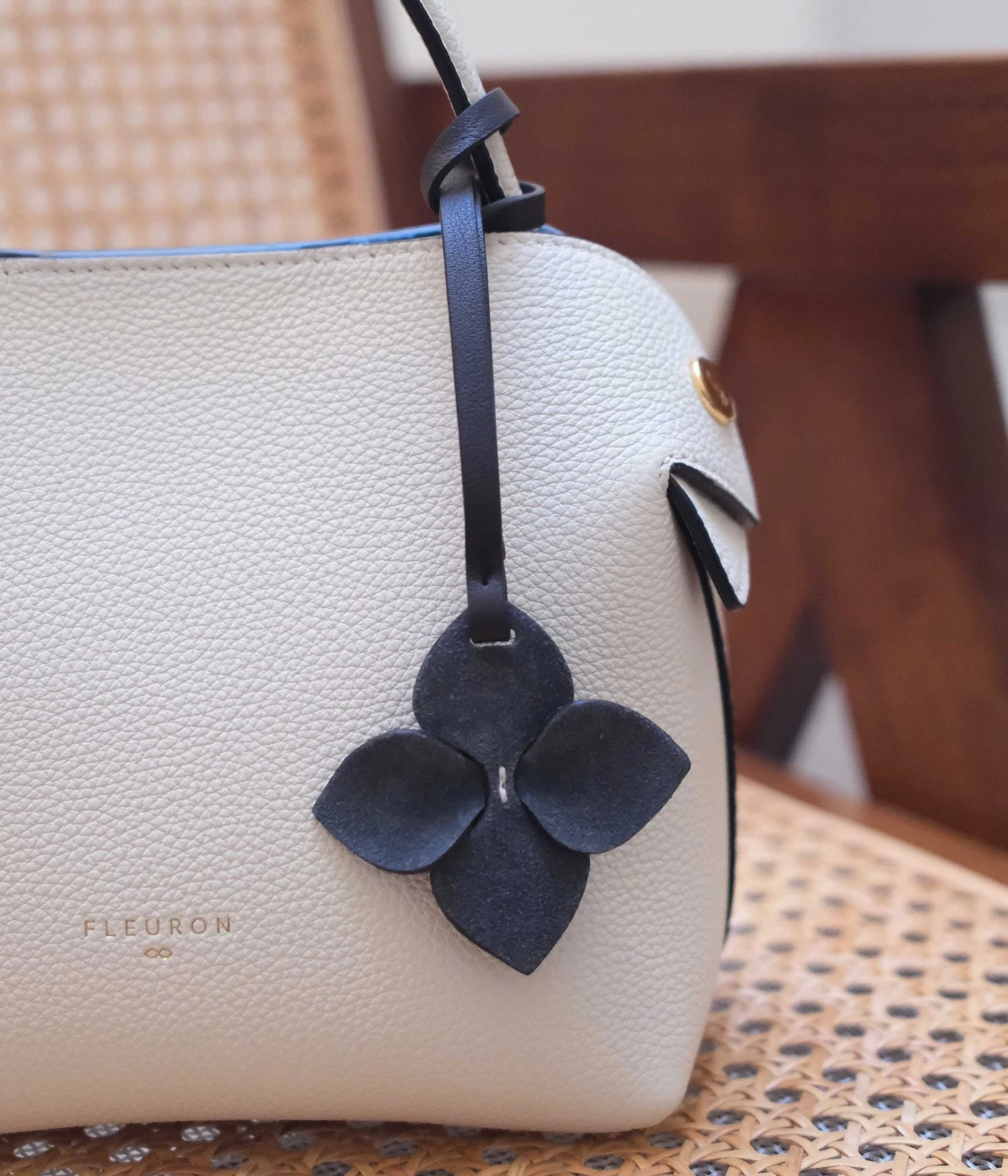 Mini Sia | Suede Orage