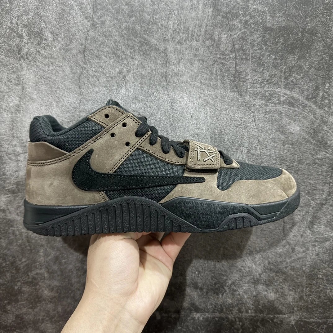 Travis Scott Jumpman Sneakers Black  & Dark Brown