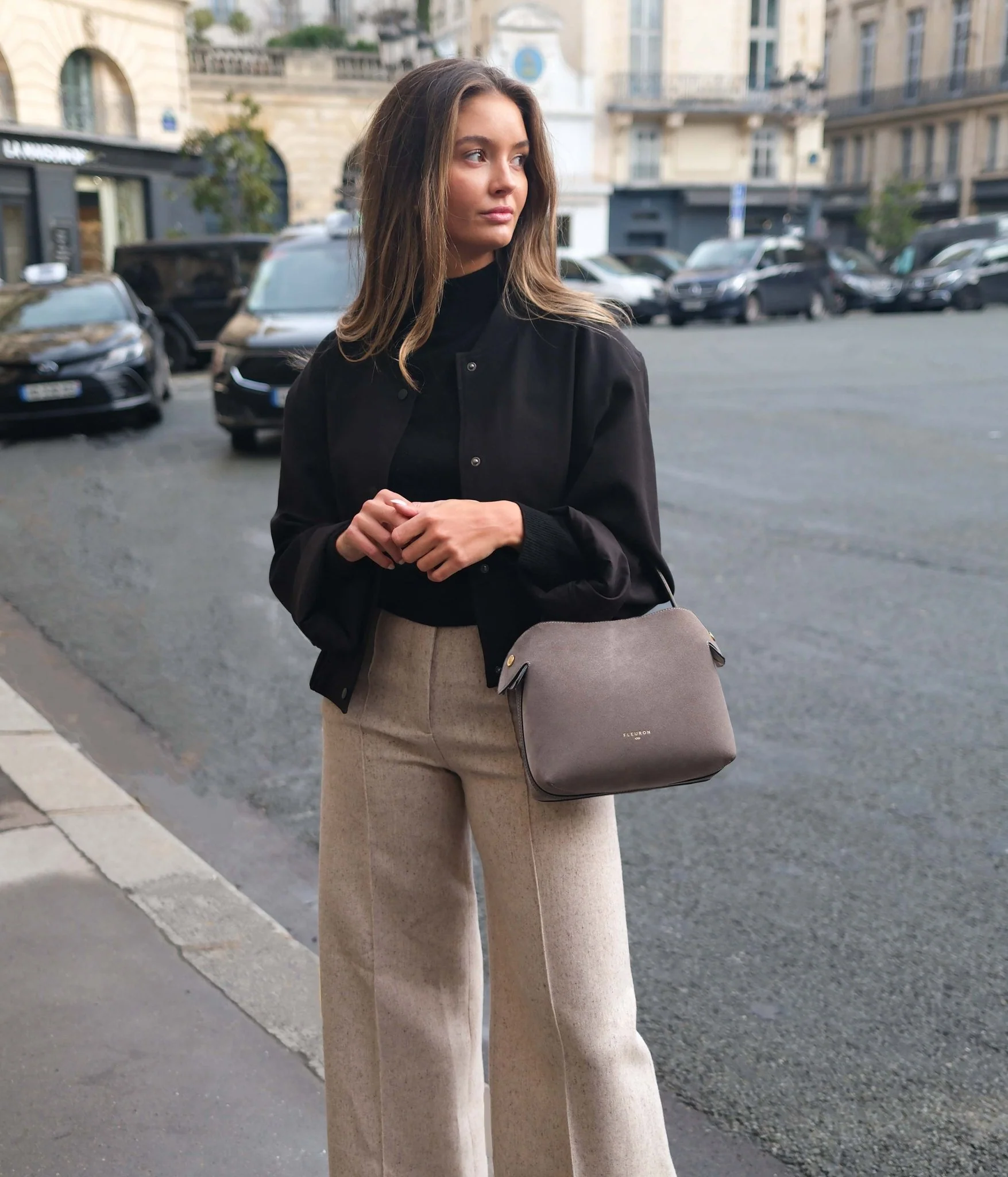 Medium Swann | Suede Taupe