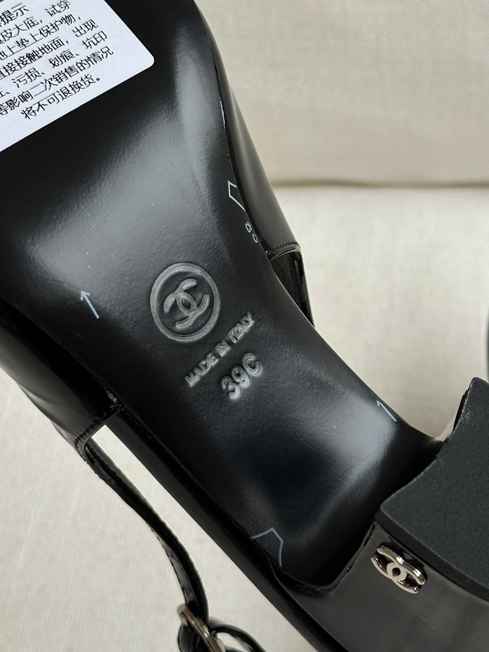 Chanel Black Patent Leather Pointed Toe Slingback Block Heel Sandals