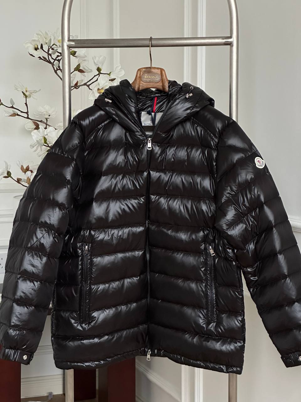 MONCLER Shiny Lightweight Hooded Mid-Length Down Jacket