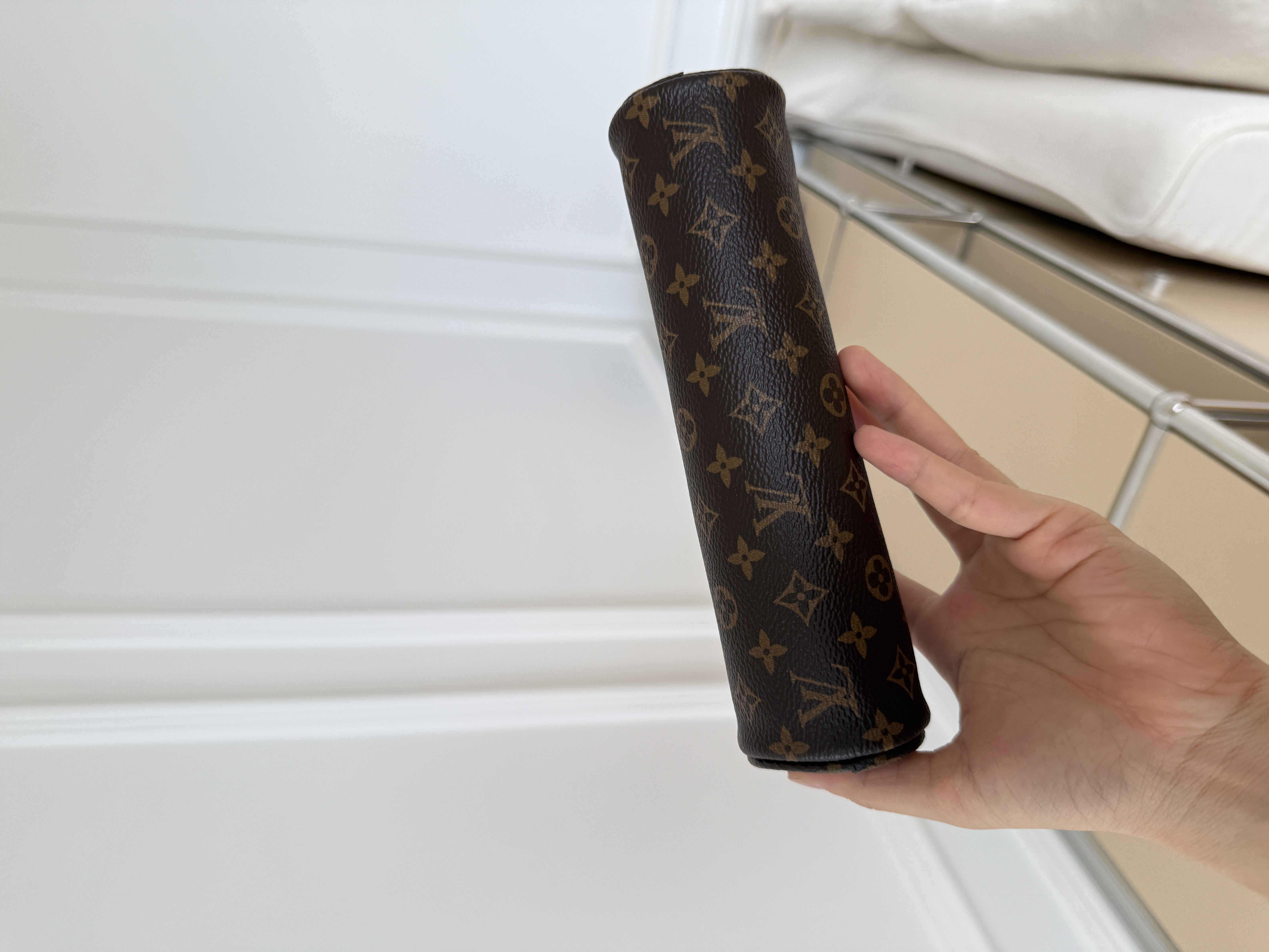 Louis Vuitton Trousse Rondo Cylindrical Pouch