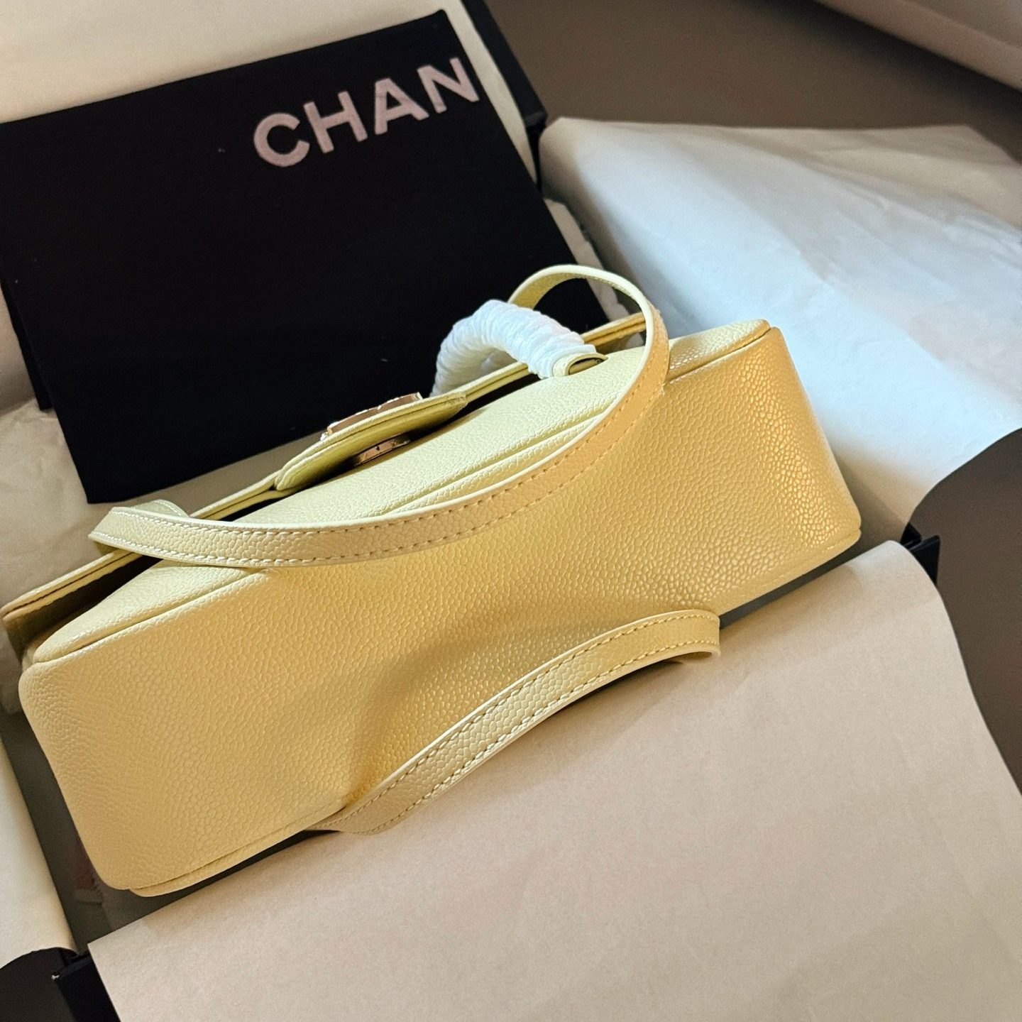 MINI FLAP BAG WHITE 23X16CM