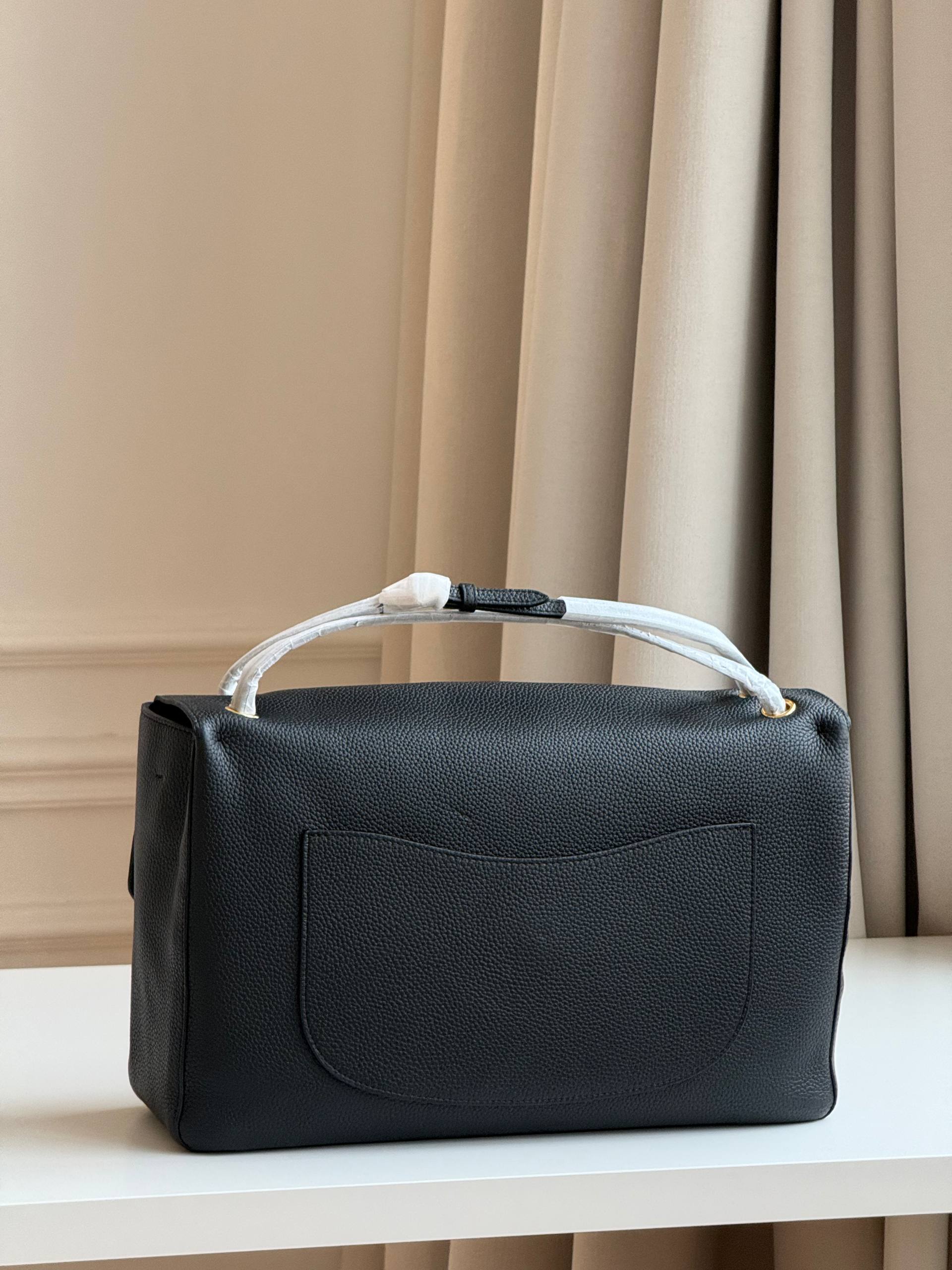 Chanel Souplissimo Maxi Flap Grained Calfskin Tote Bag