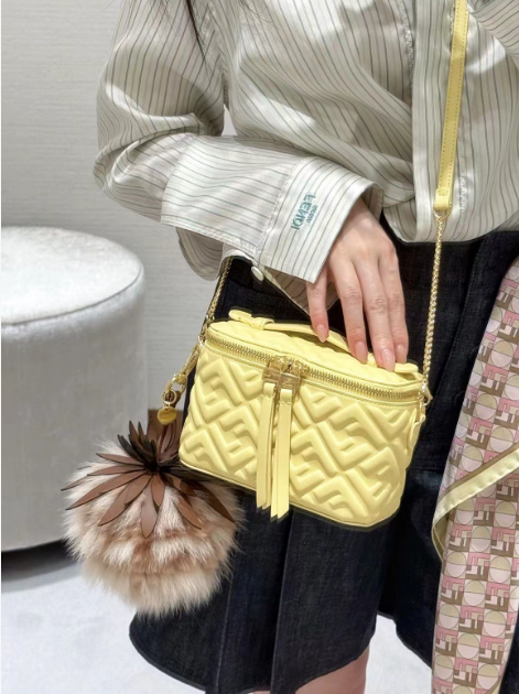 FENDI VANITY