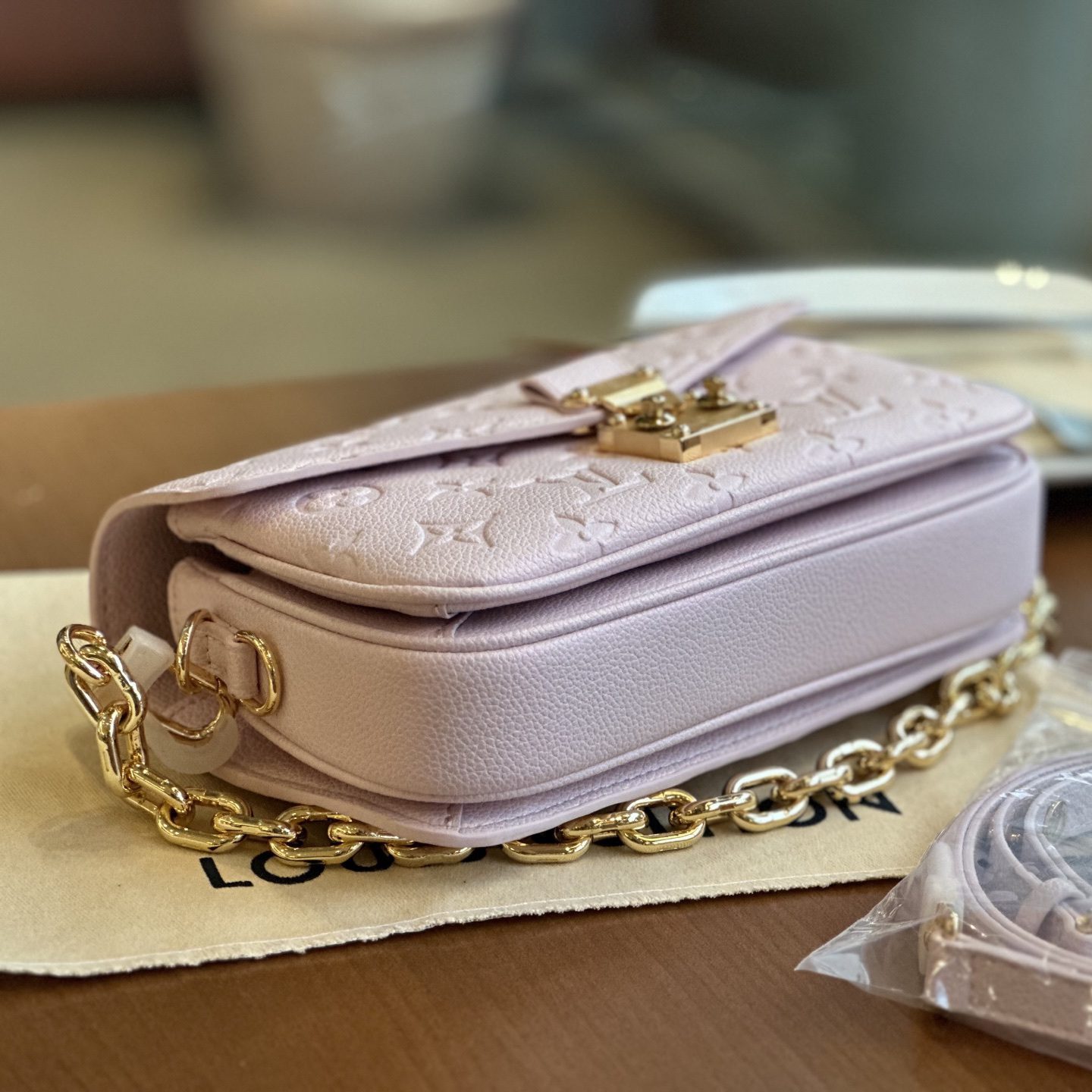 POCHETTE METIS EAST WEST PINK 21X6X13CM